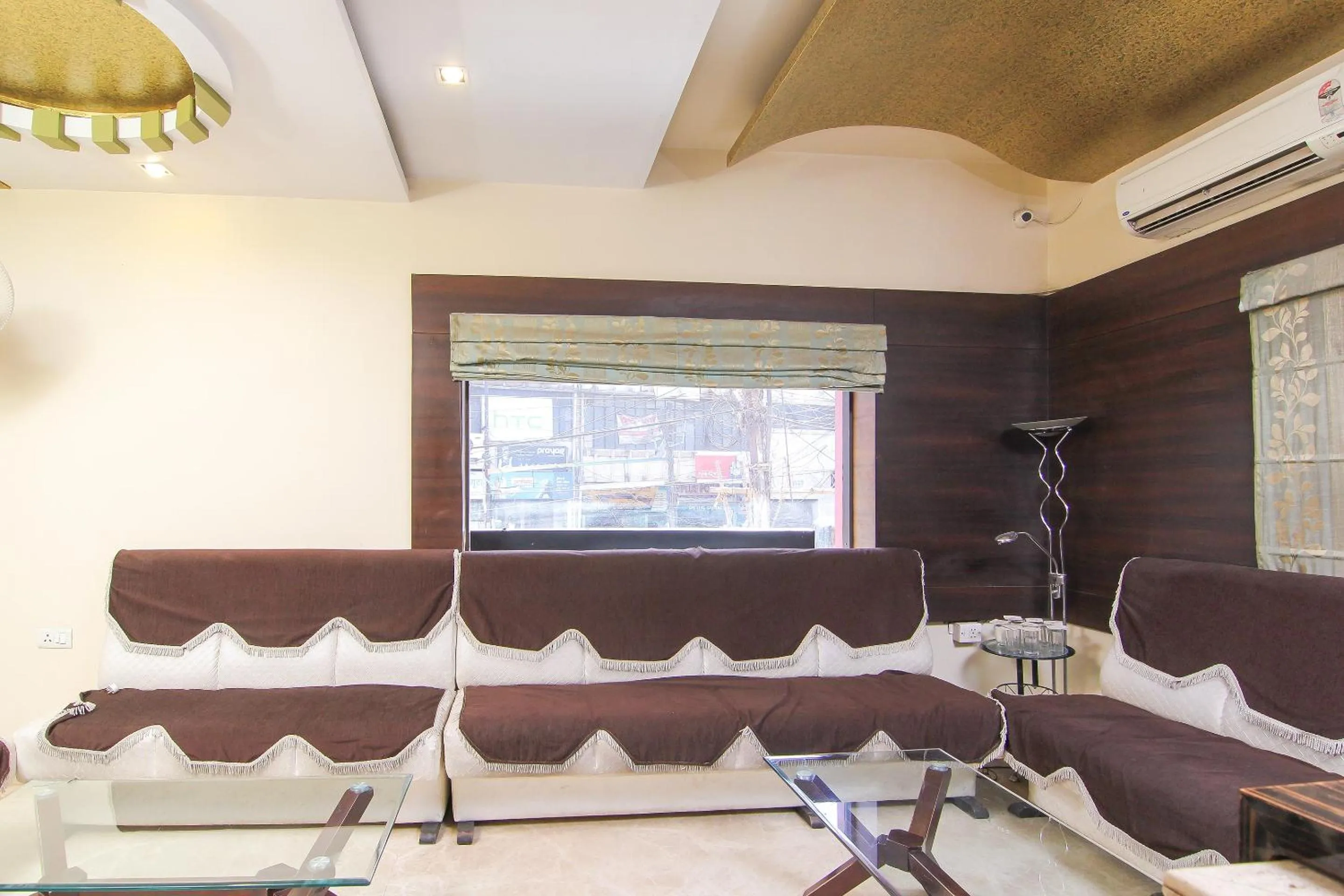 Seating area in Hotel Sundaram