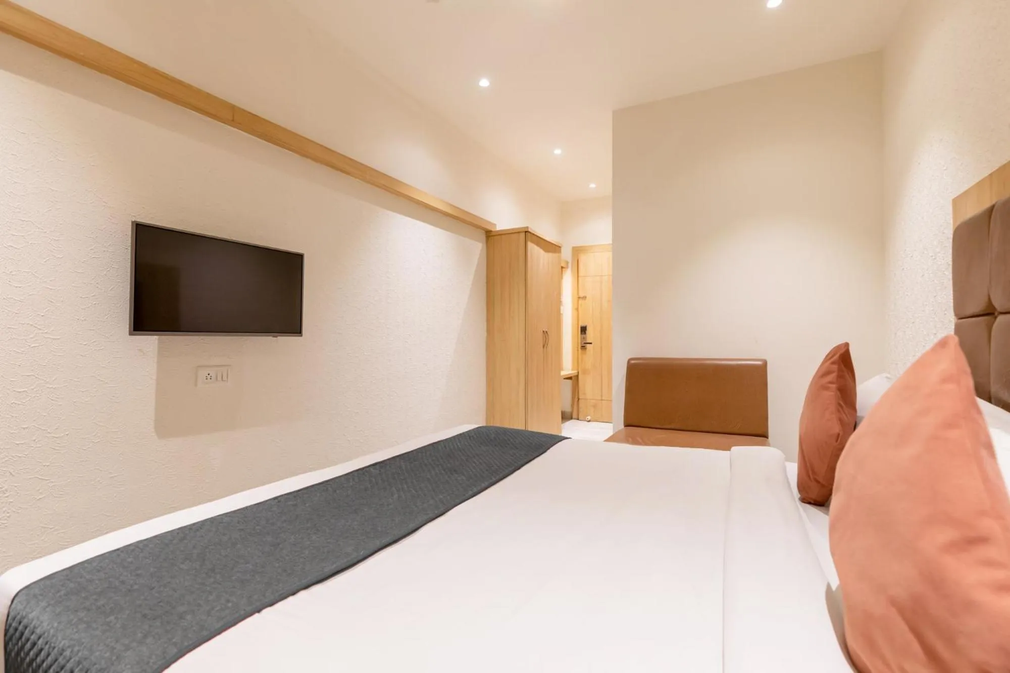 Bed in FabHotel Prime The Oasis