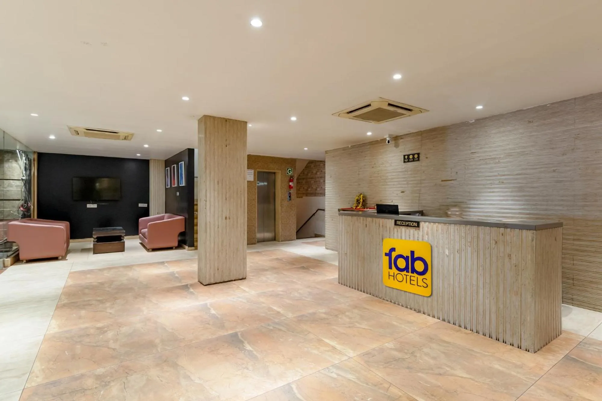 Lobby or reception in FabHotel Prime The Oasis