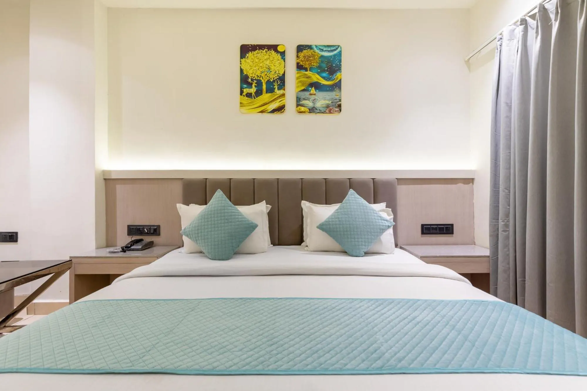 Bed in FabHotel Prime The Oasis