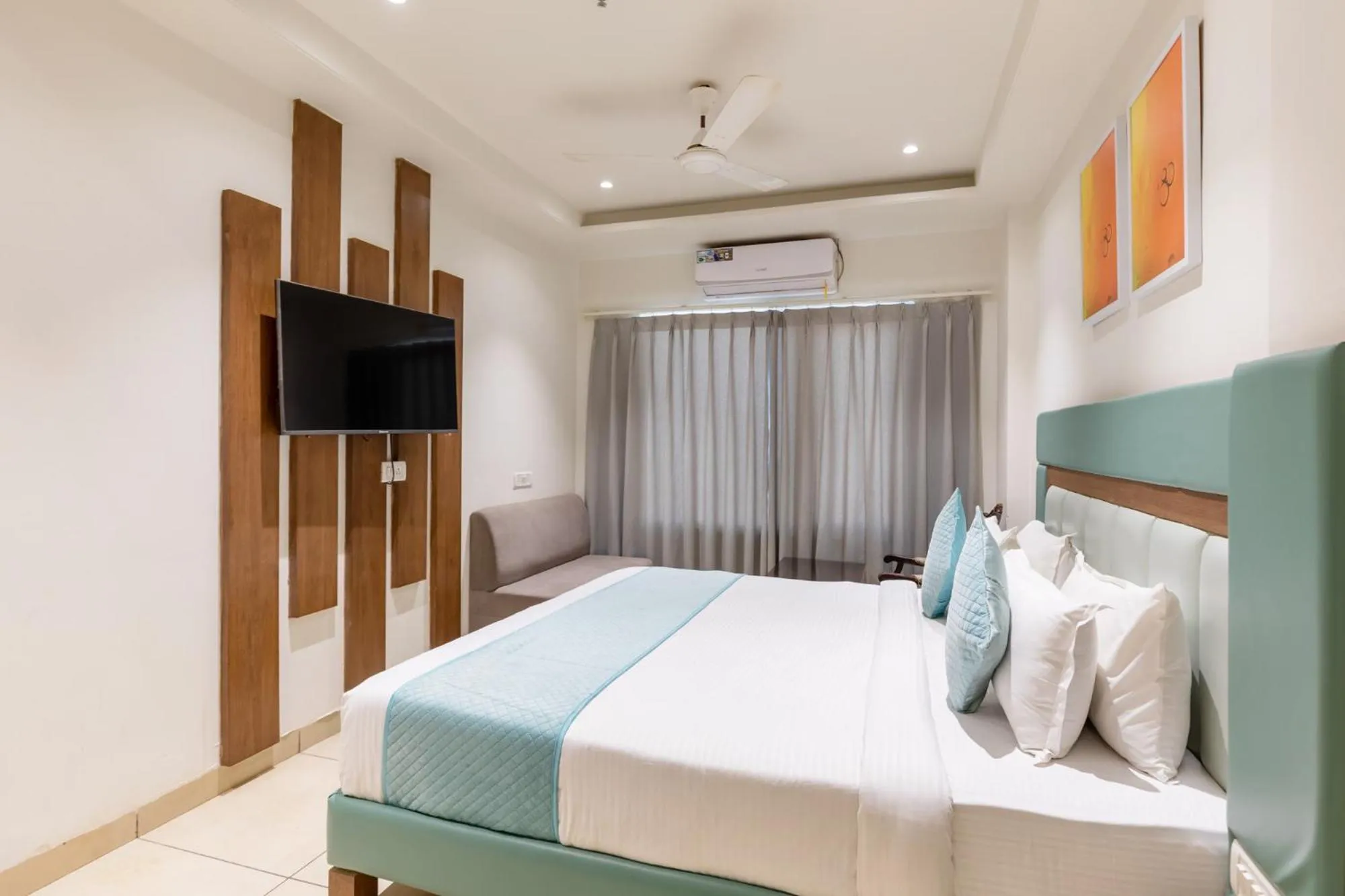 Bed in FabHotel Prime The Oasis