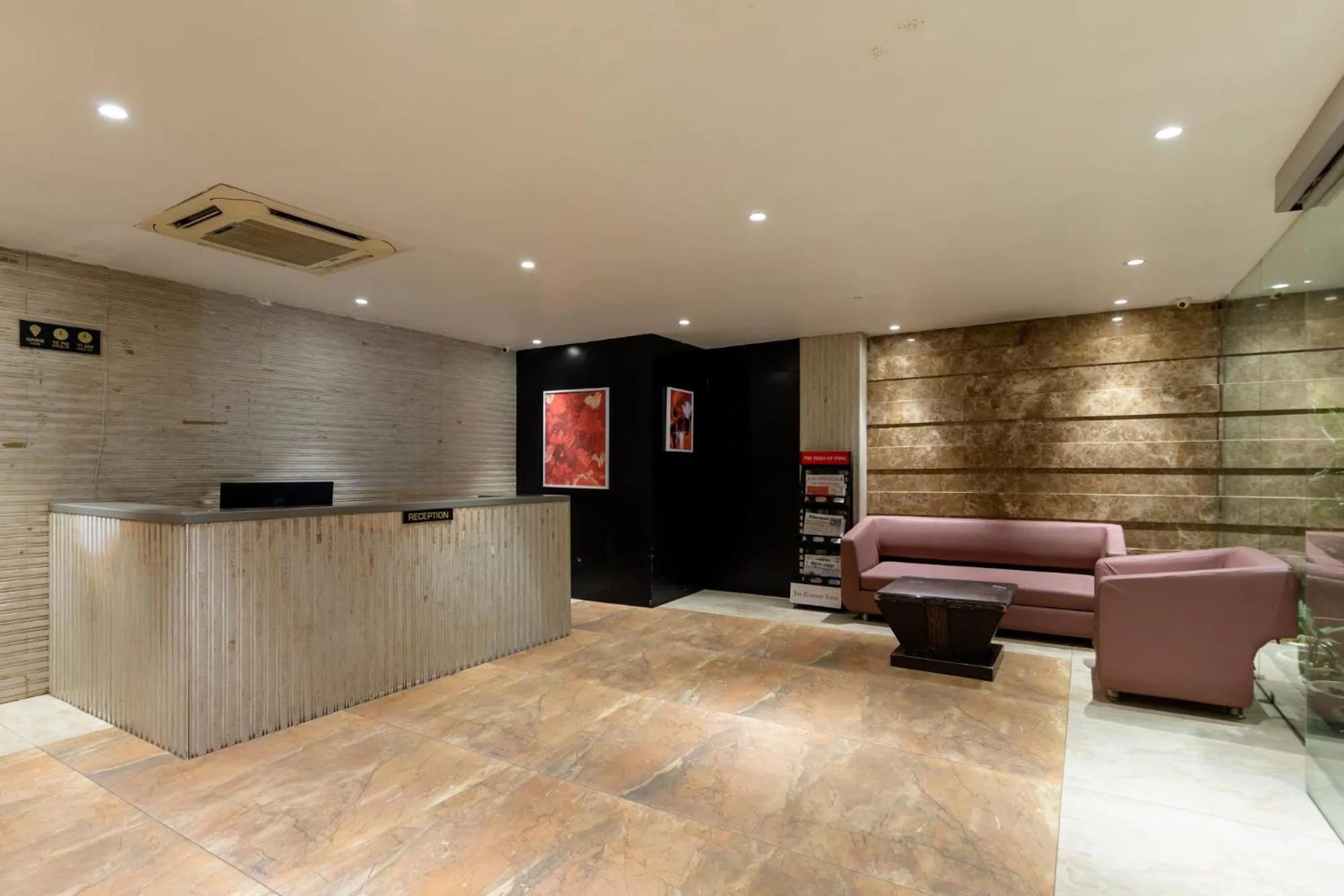 Lobby or reception in FabHotel The Oasis