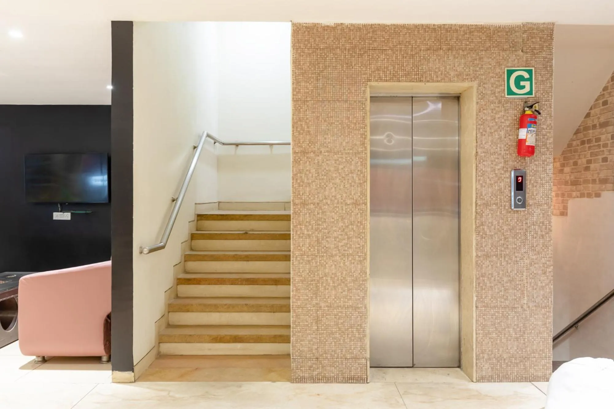 elevator in FabHotel Prime The Oasis