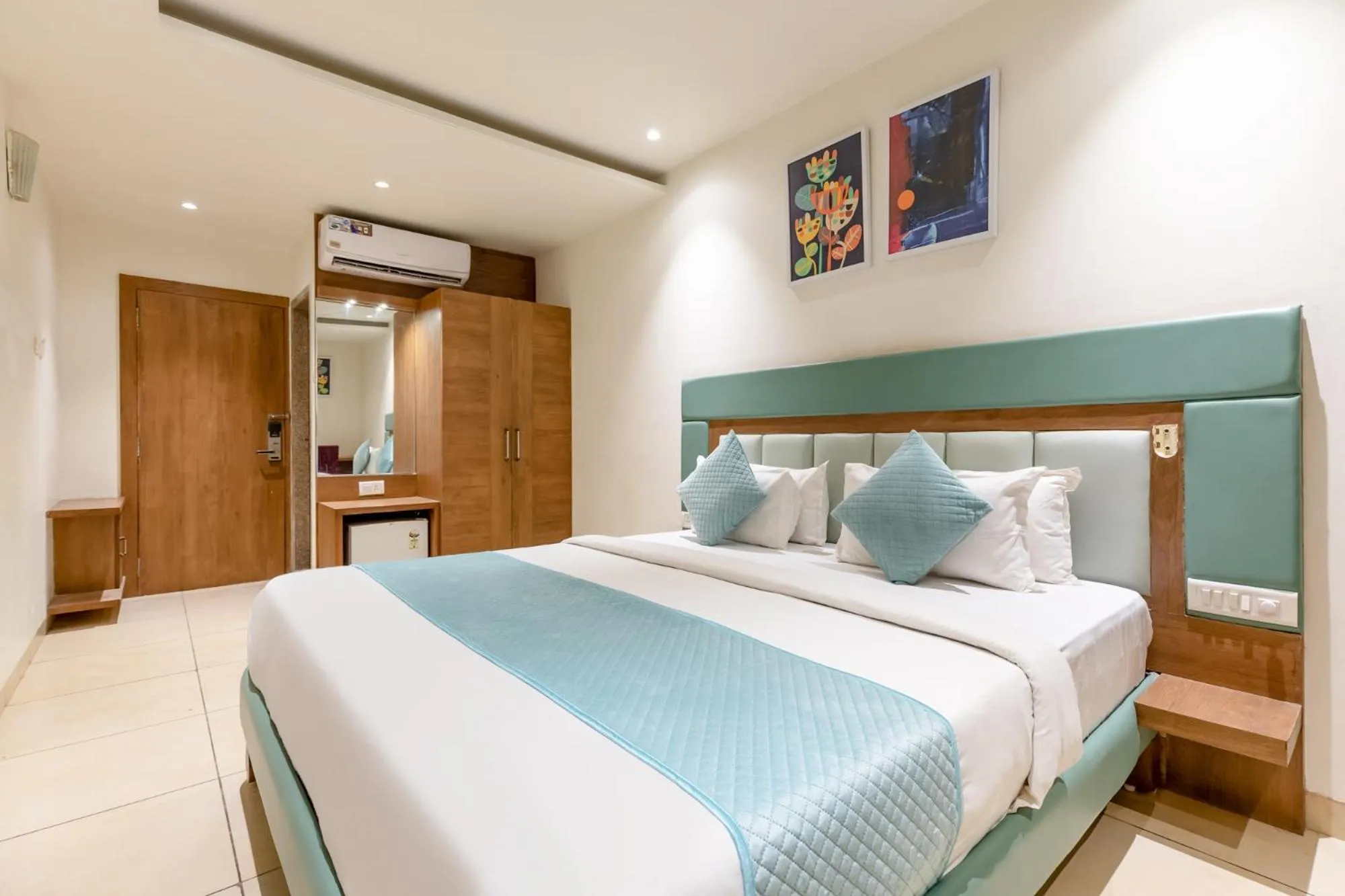 Bed in FabHotel Prime The Oasis