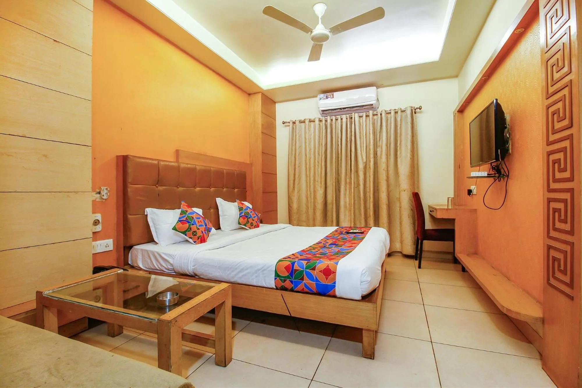 Bed in FabHotel The Oasis - Maharana Praatap Nagar