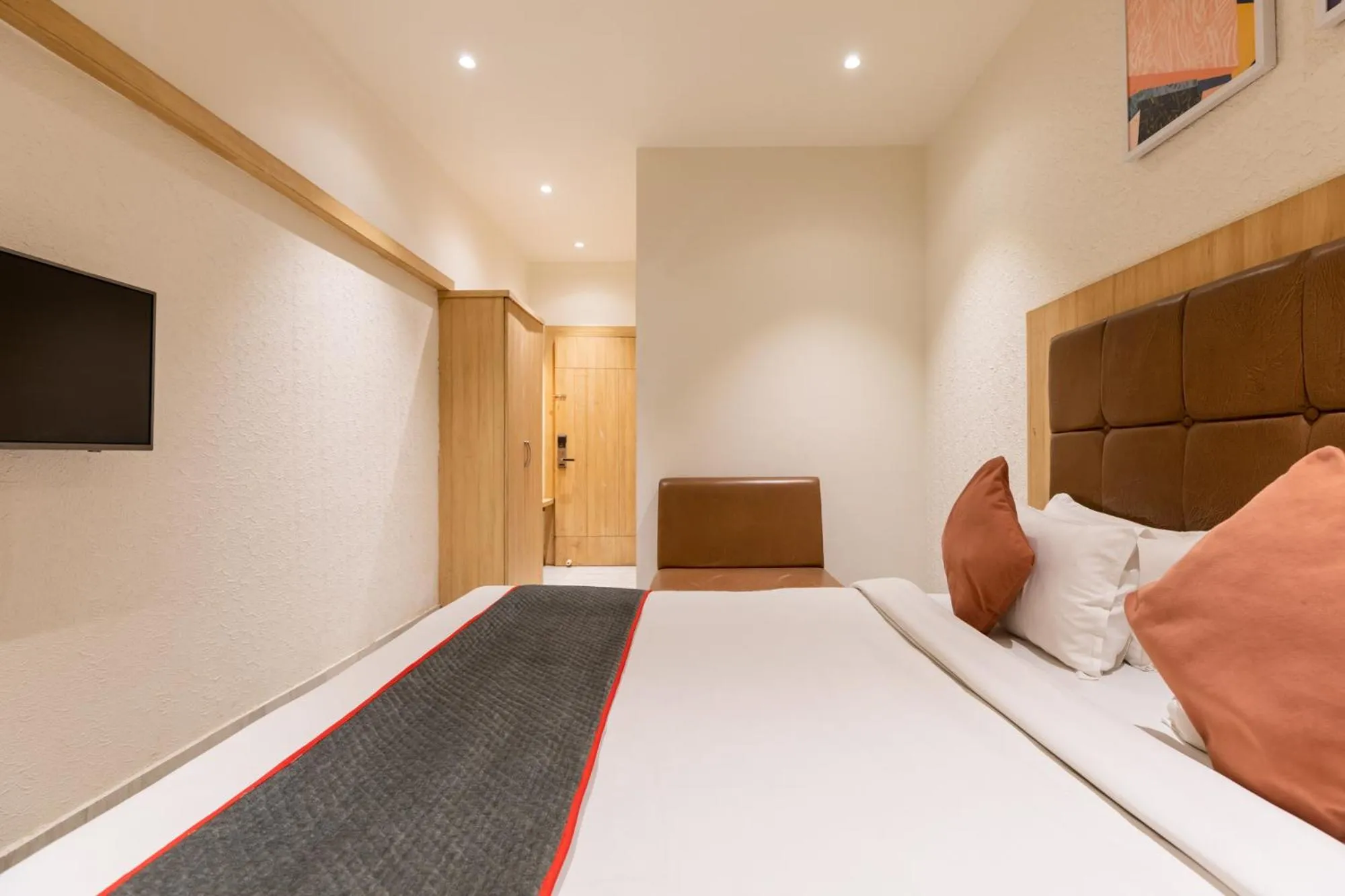 Bed in FabHotel The Oasis