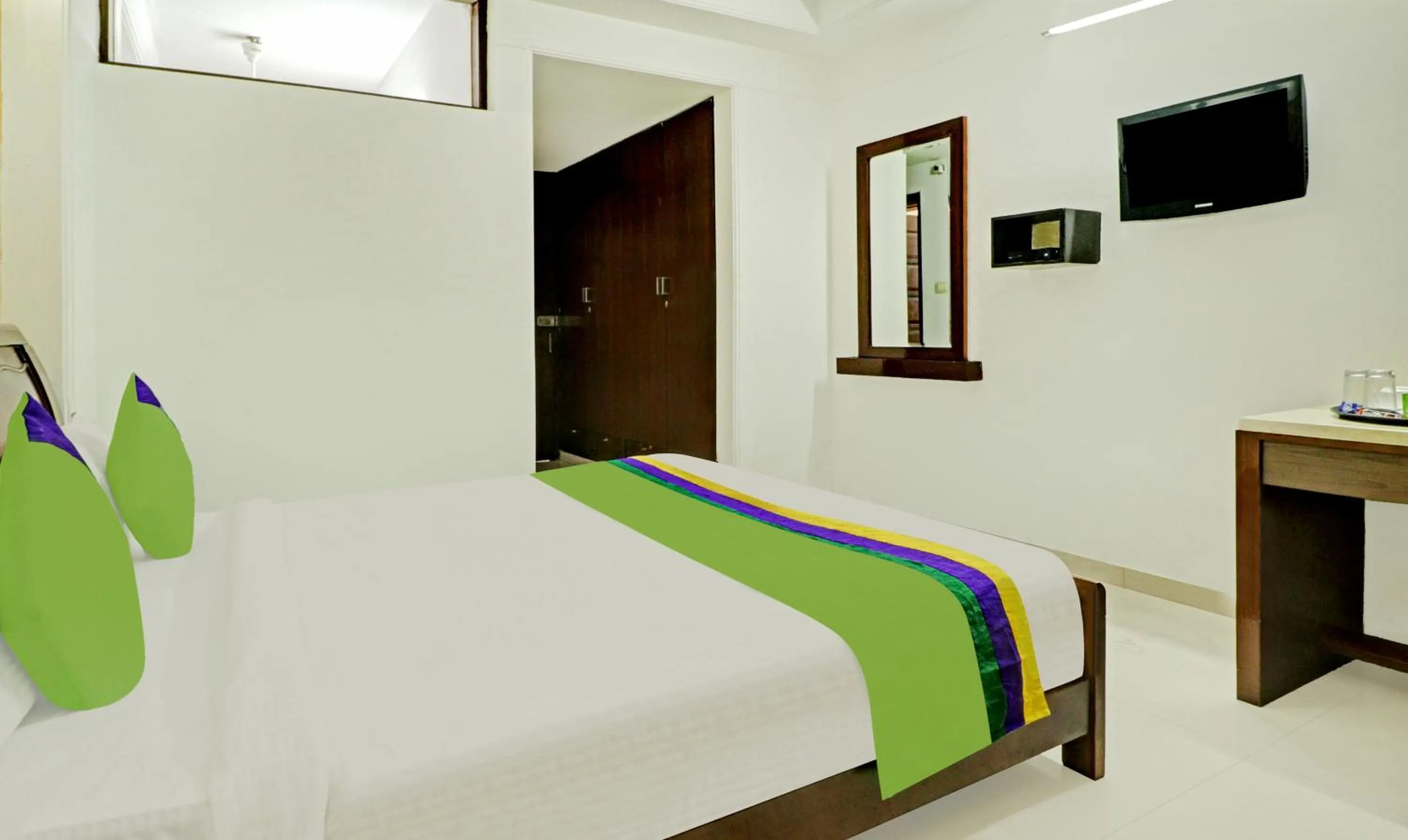 Bedroom, Bed in Treebo Sky 5