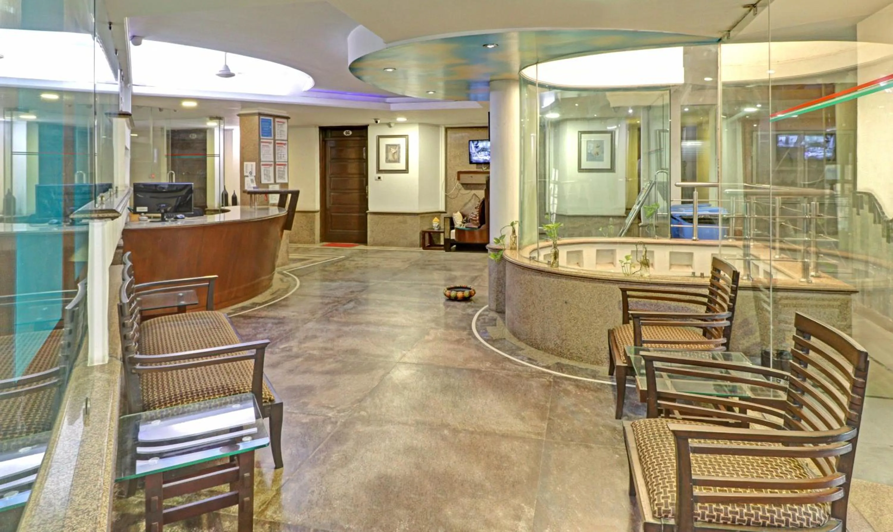 Seating area in Treebo Sky 5