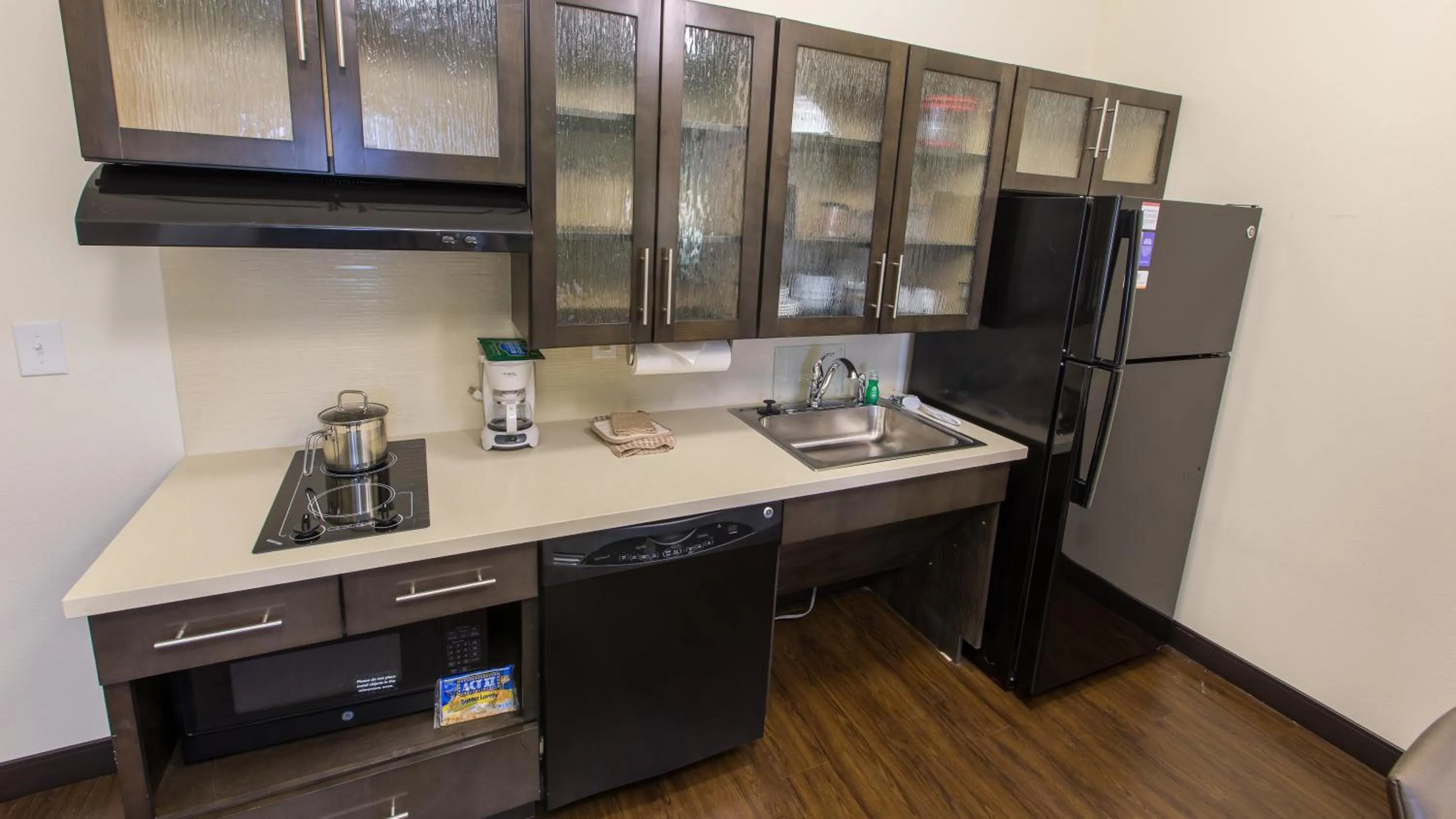 Photo of the whole room in Candlewood Suites Overland Park W 135th St by IHG