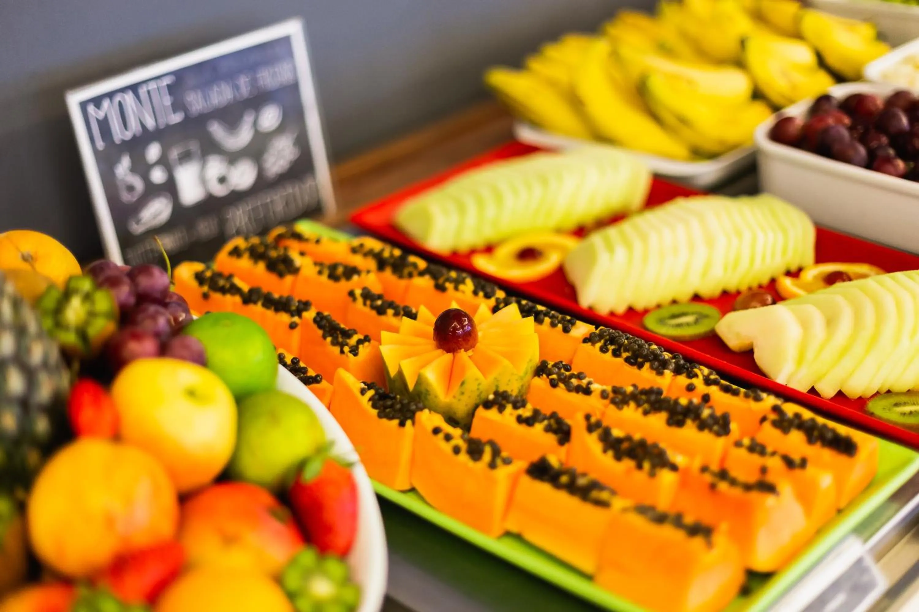 Food and drinks in ibis Canoas Shopping