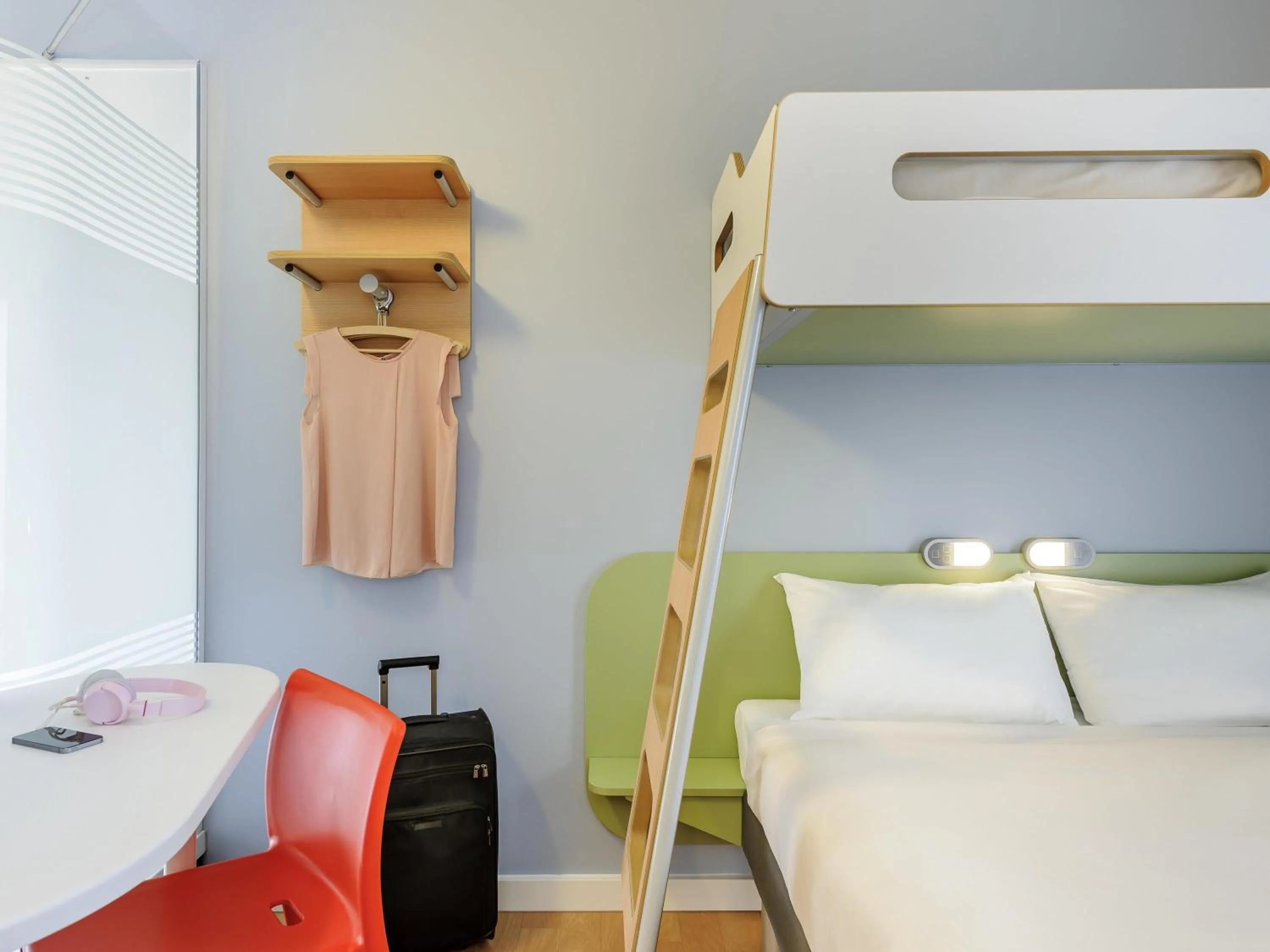 Bedroom, Bed in Ibis Budget Bamberg