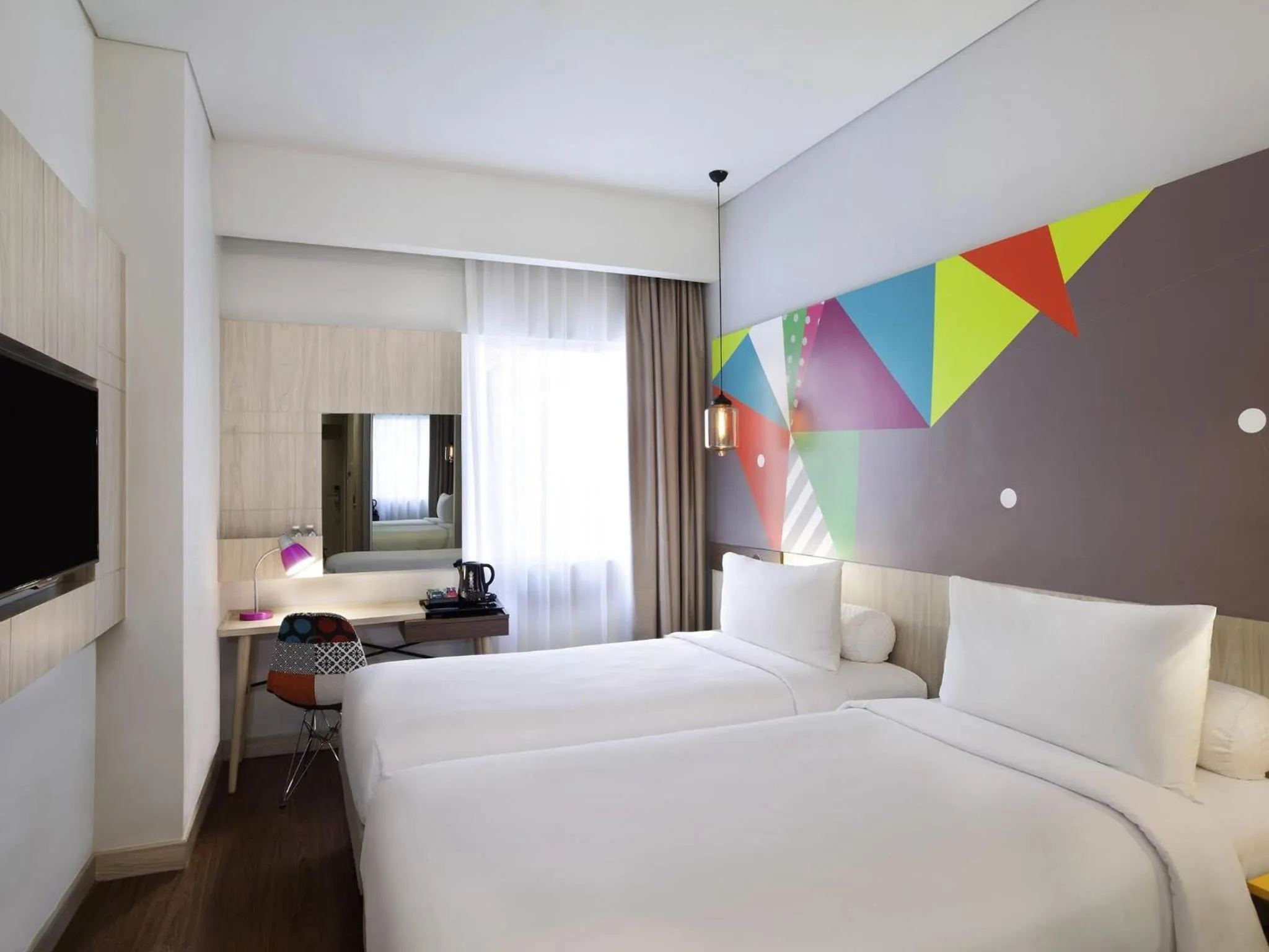 Bedroom, Bed in Ibis Styles Jakarta Sunter