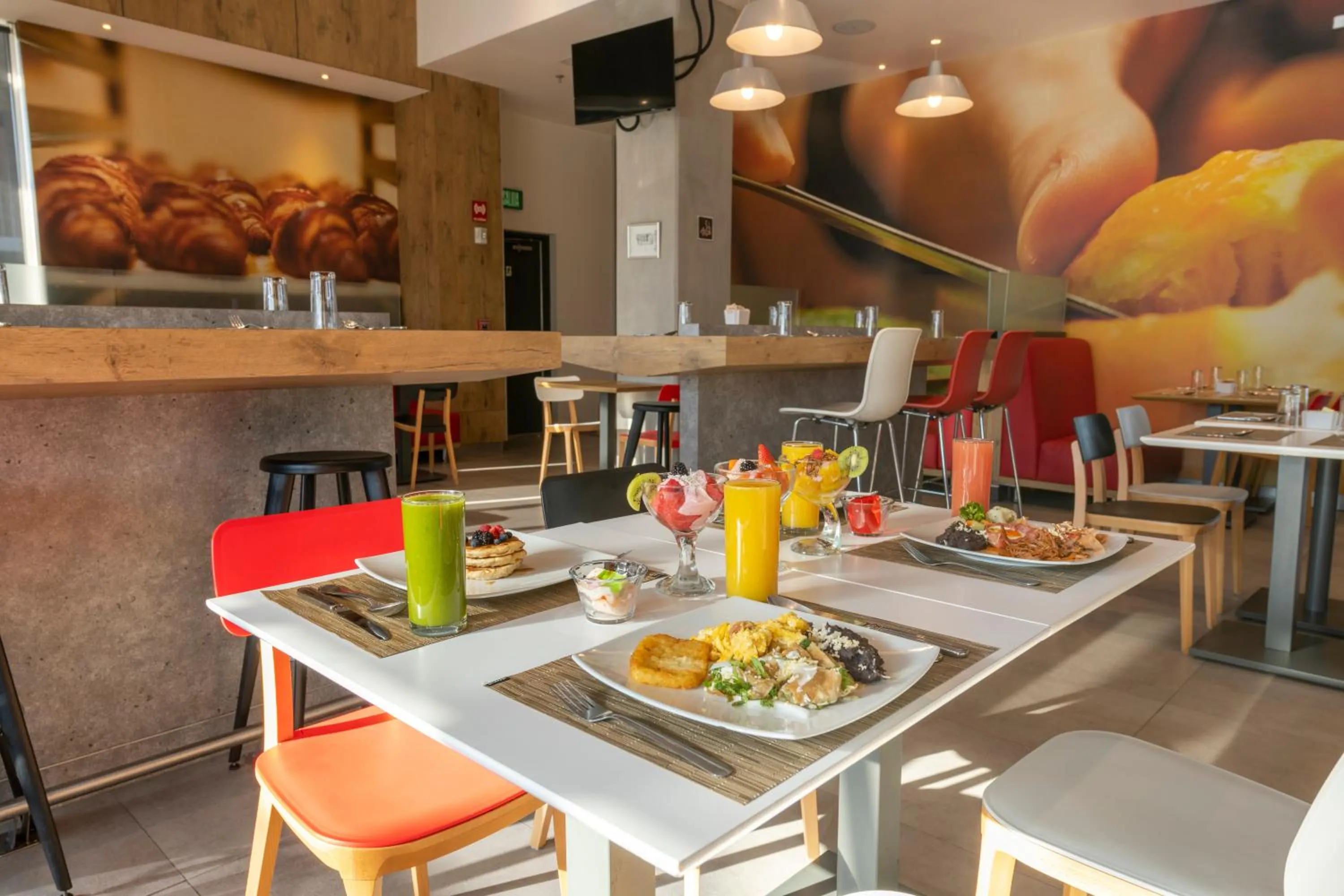 Restaurant/places to eat in Ibis Queretaro