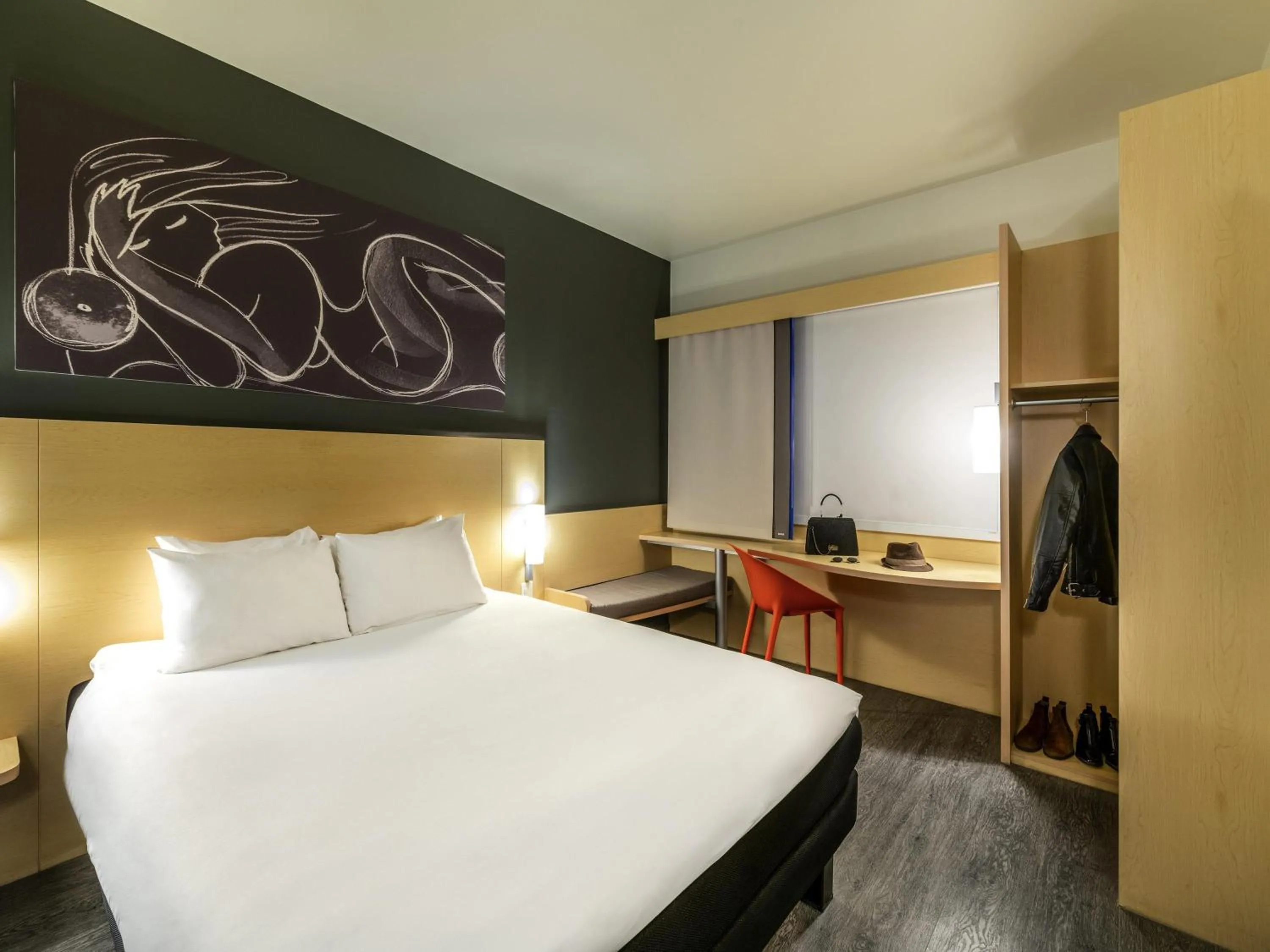 Bedroom, Bed in Ibis Queretaro