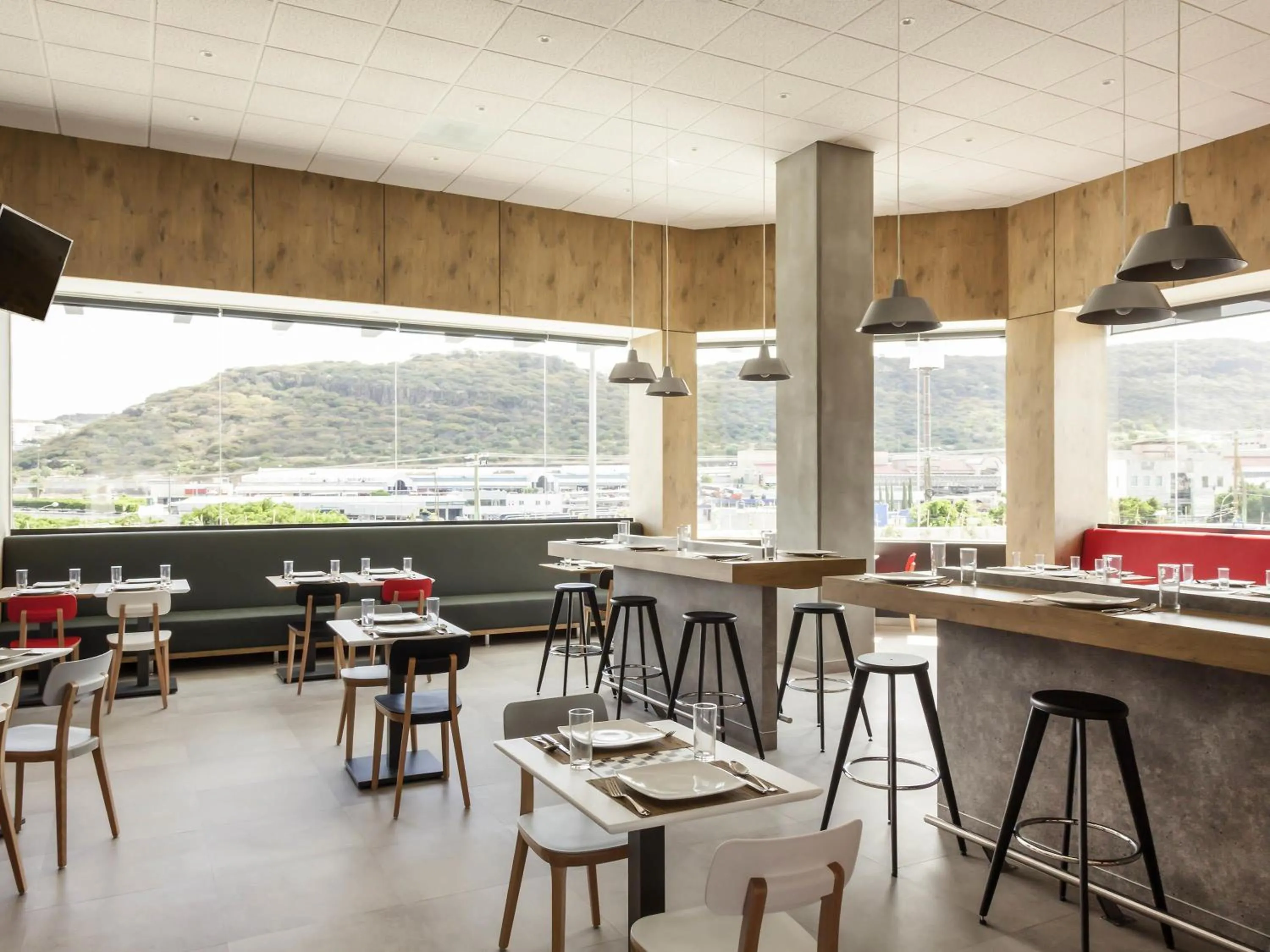 Restaurant/places to eat in Ibis Queretaro