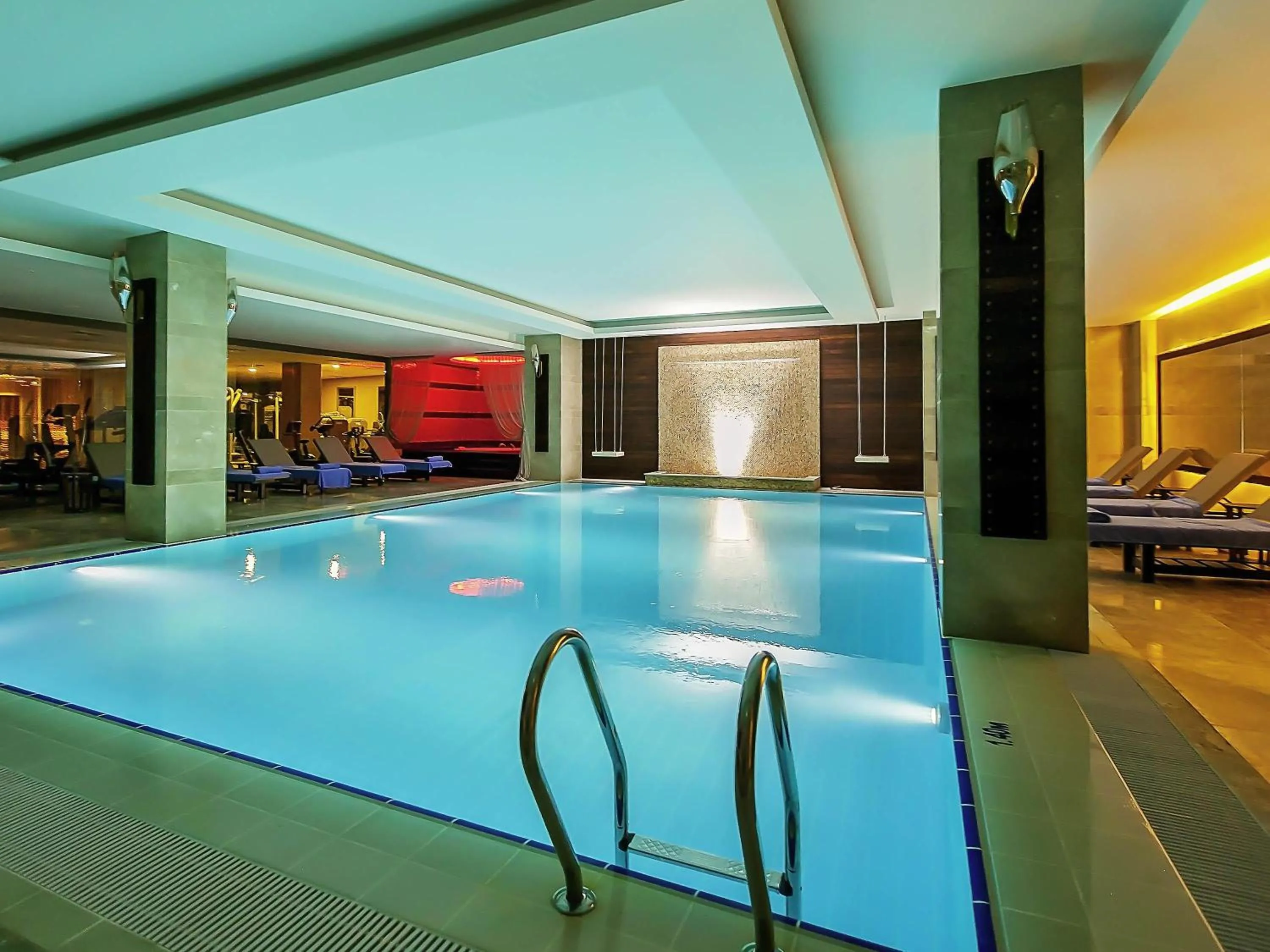 Pool view in Novotel Diyarbakir