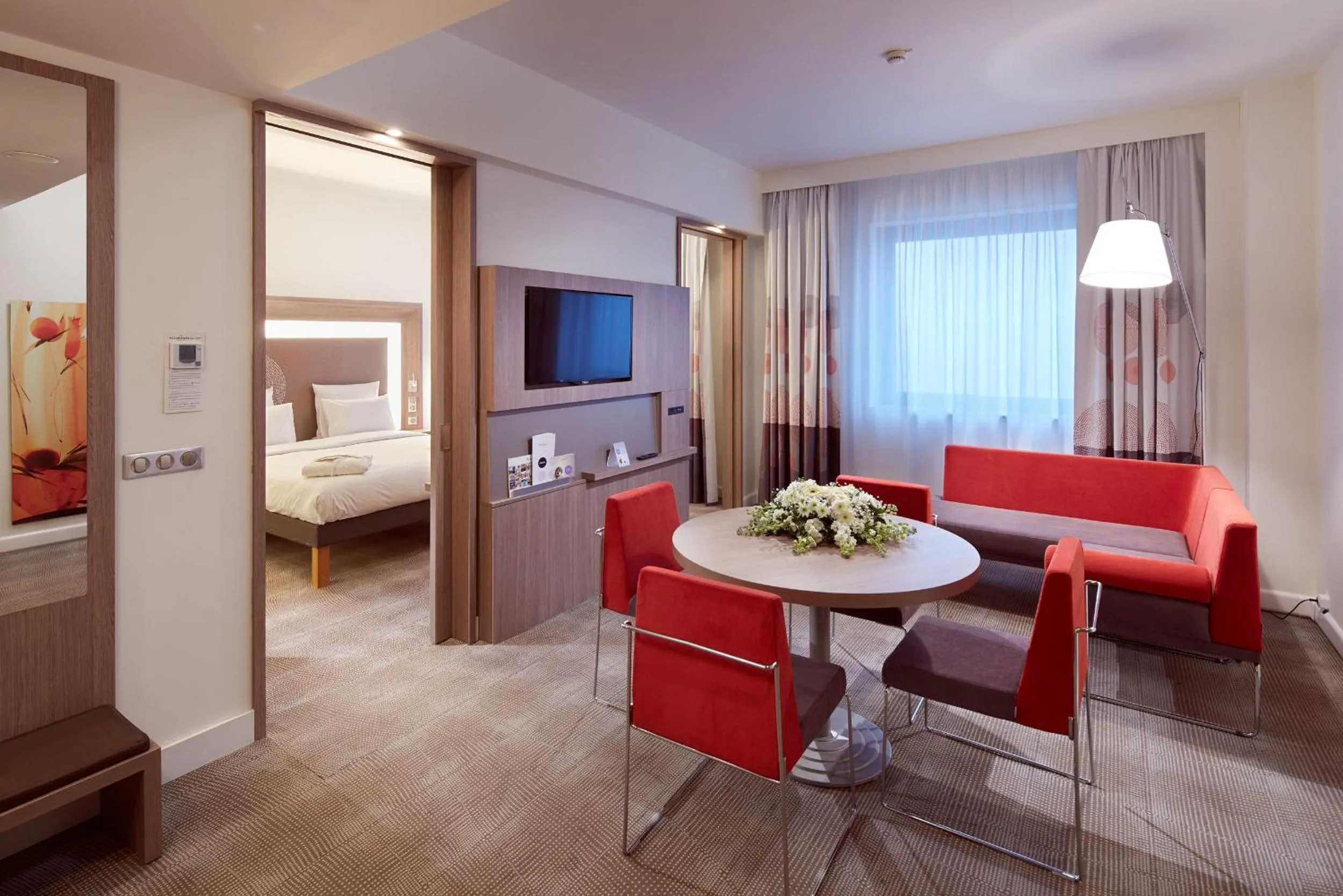 Living room, Bed in Novotel Diyarbakir