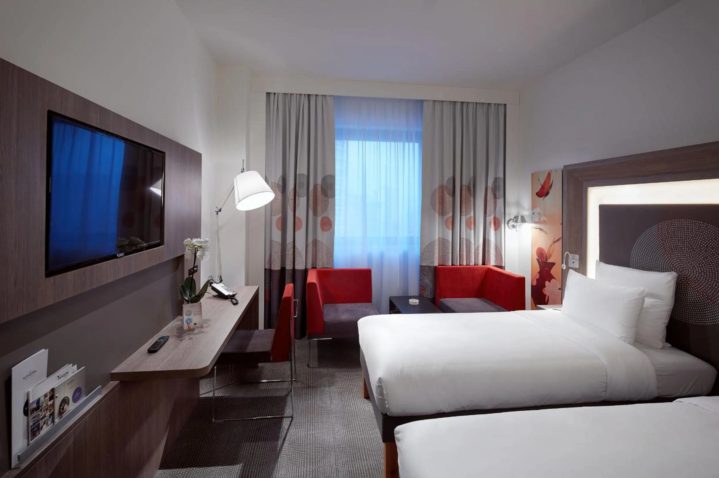 Photo of the whole room, Bed in Novotel Diyarbakir