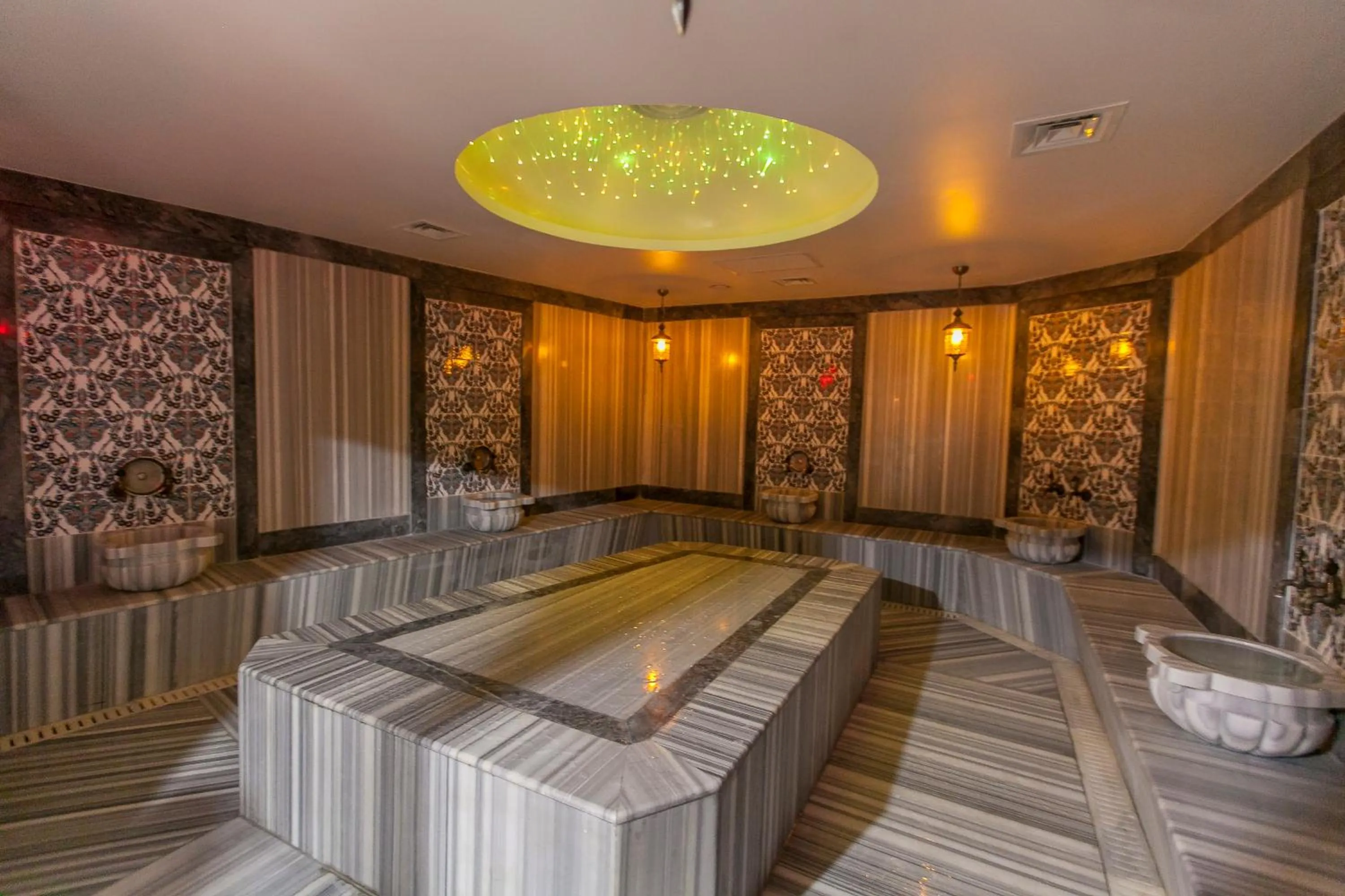 Fitness centre/facilities in Novotel Diyarbakir