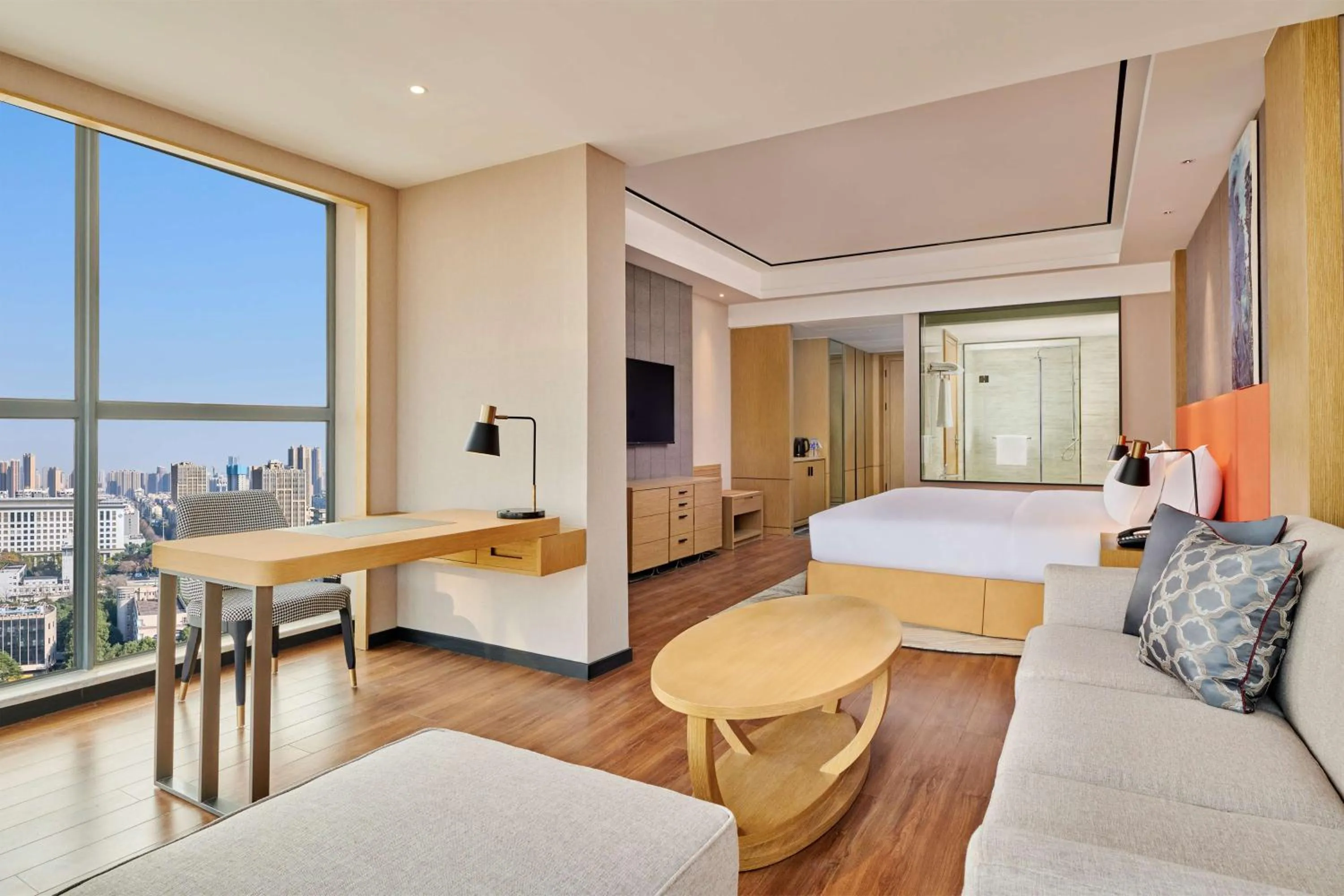 Bedroom, Bed in Hilton Garden Inn Wuhan Hankou