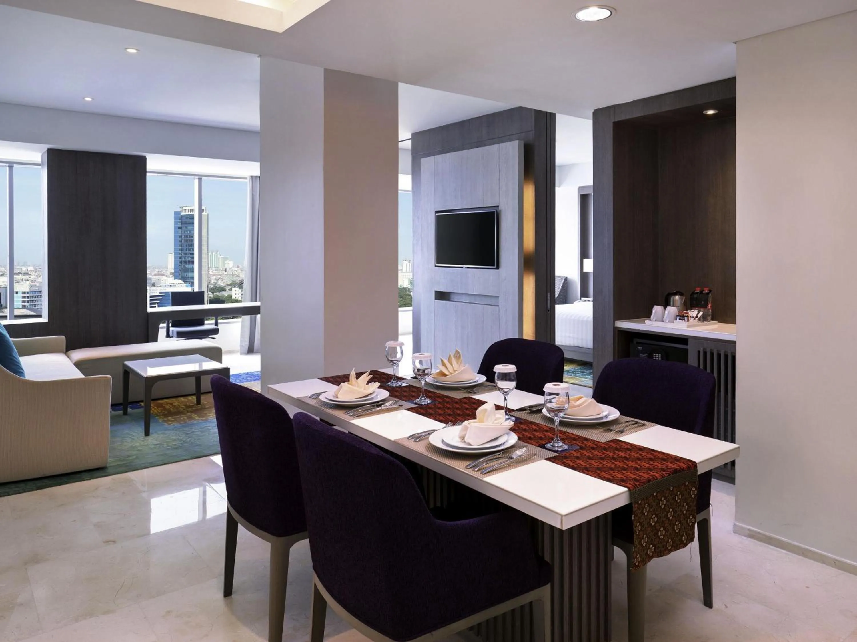 Bedroom in Grand Mercure Jakarta Kemayoran