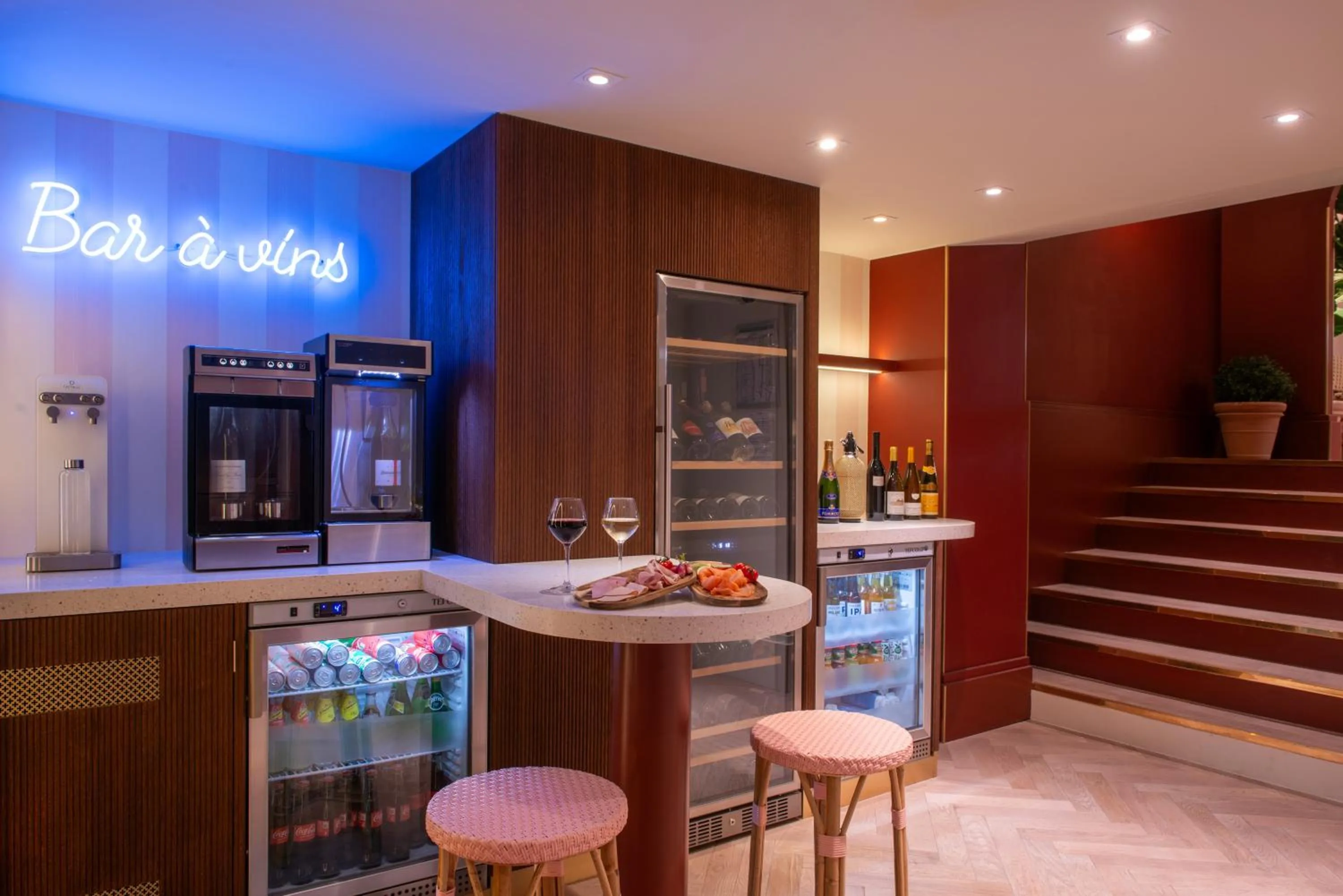 Lounge or bar in Mercure Paris Pigalle Sacre Coeur