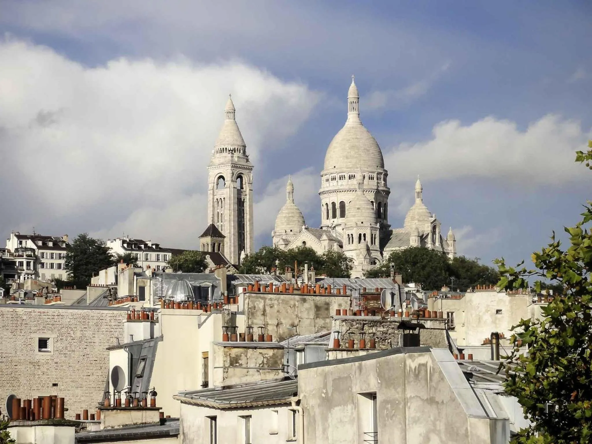 Bedroom in Mercure Paris Pigalle Sacre Coeur