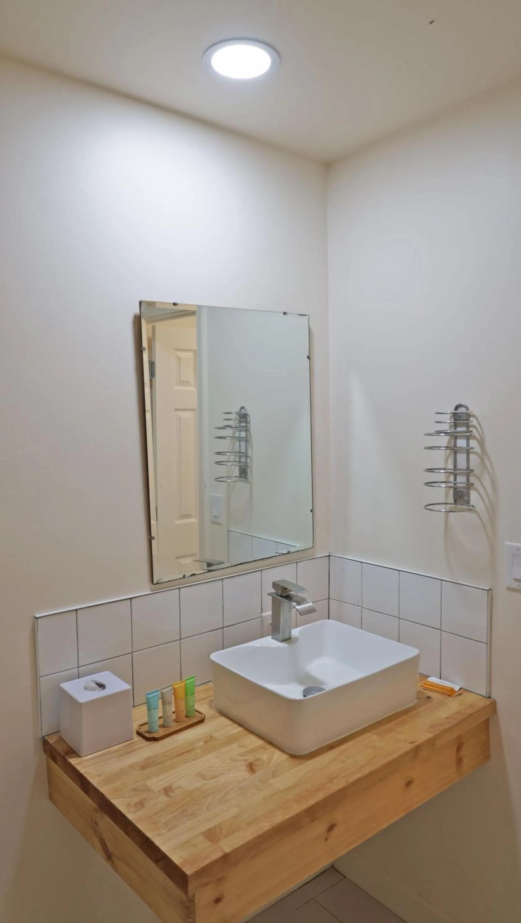 Sawmill Lodges Motel