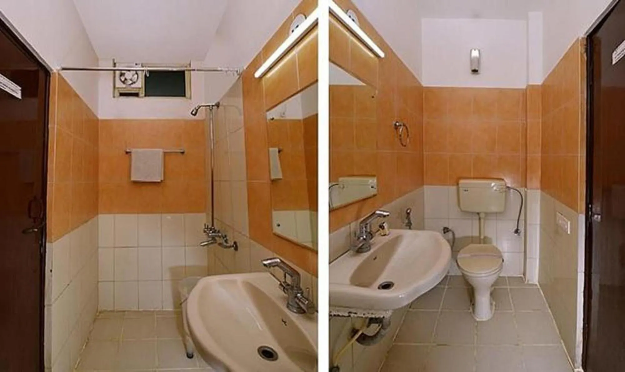 Toilet in FabExpress Central Park