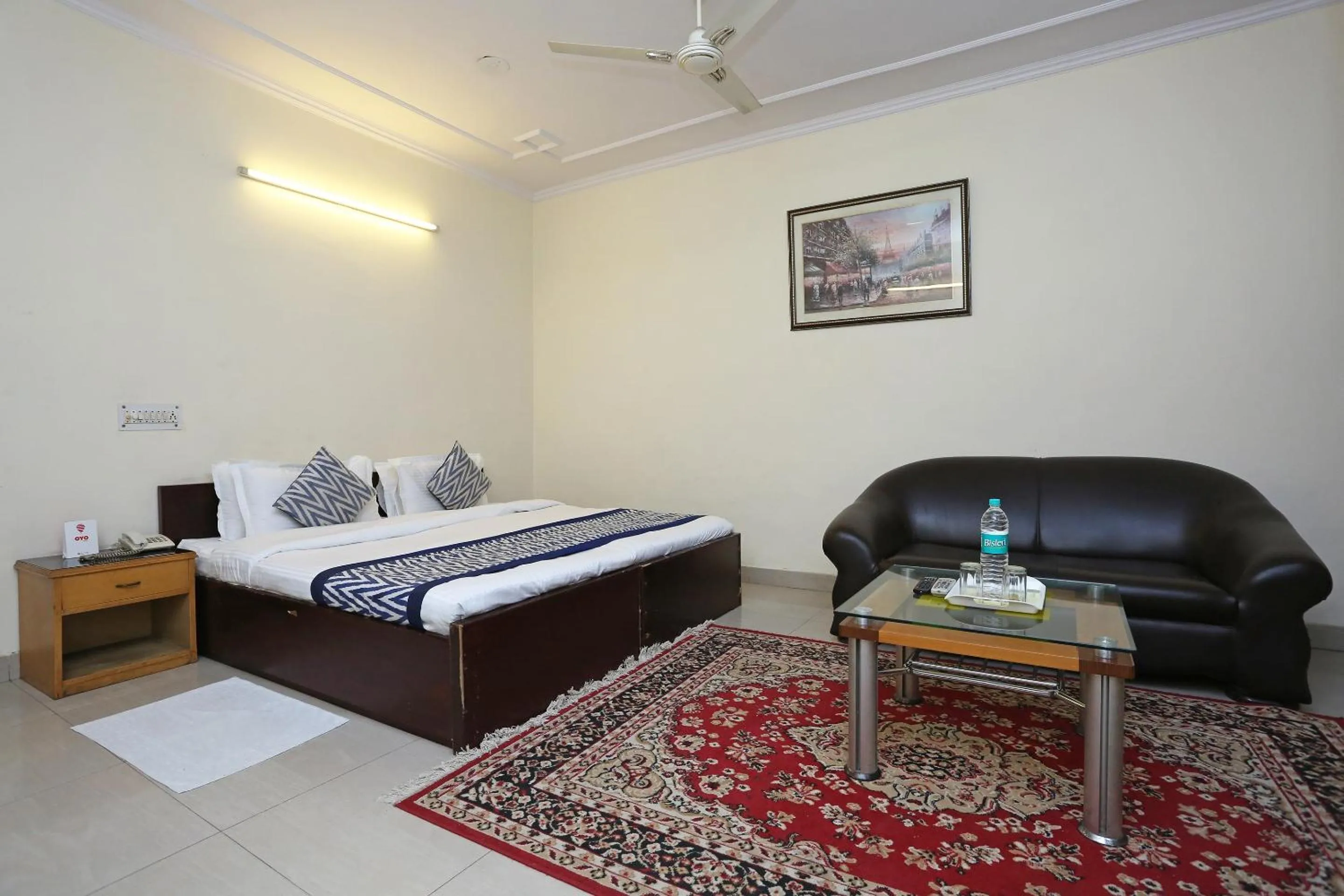 Bedroom, Bed in Super Hotel O Kalkaji Residency Bnb Near Lotus Temple