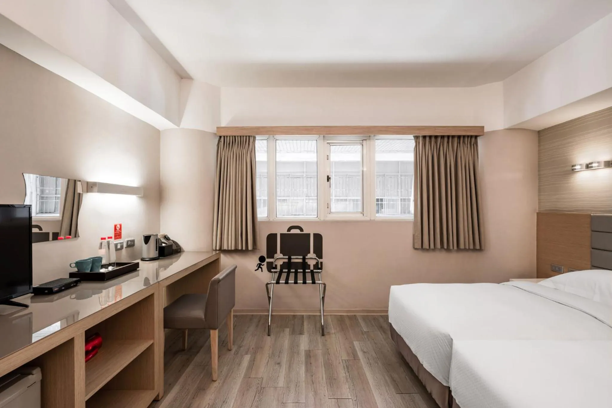 Bedroom, Bed in The Riverside Hotel Esthetics