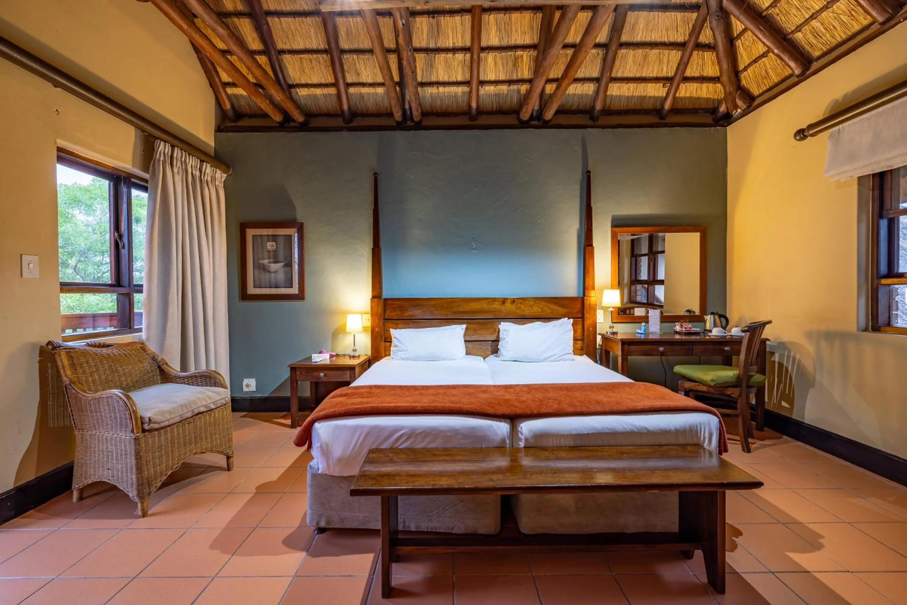 Bedroom, Bed in Pestana Kruger Lodge