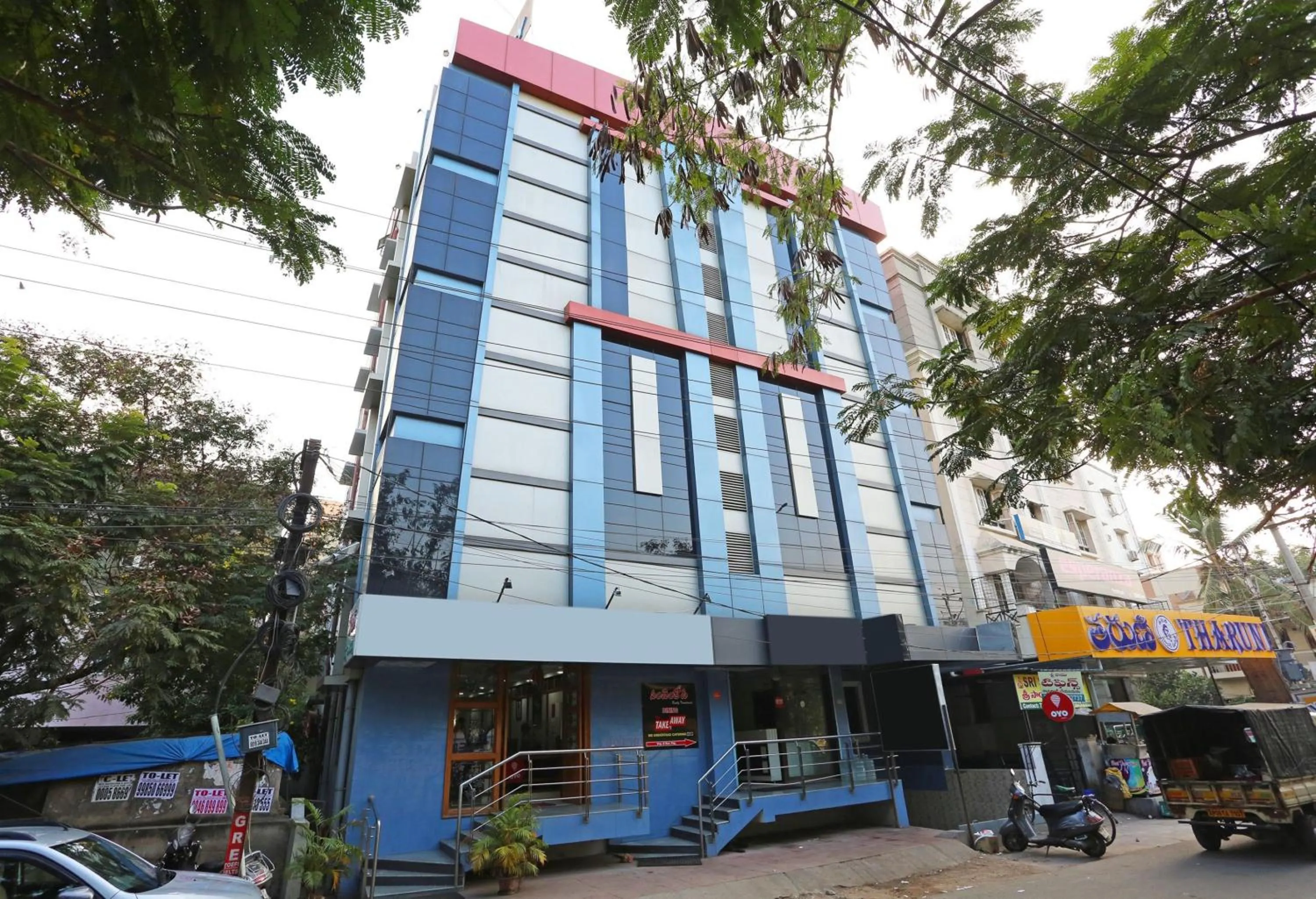 Facade/entrance in Hotel O Saraswathi Residency Near SR Nagar Metro Station