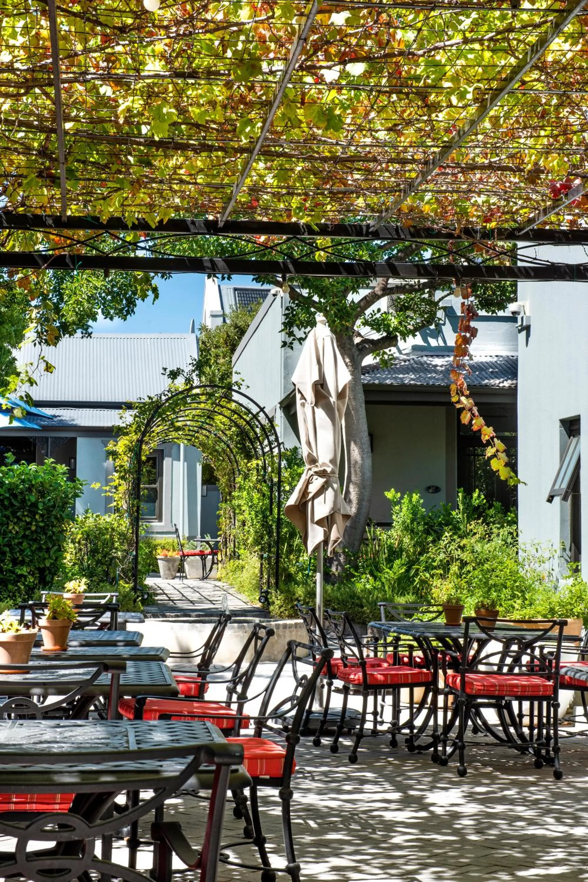 La Fontaine Boutique Hotel by The Oyster Collection