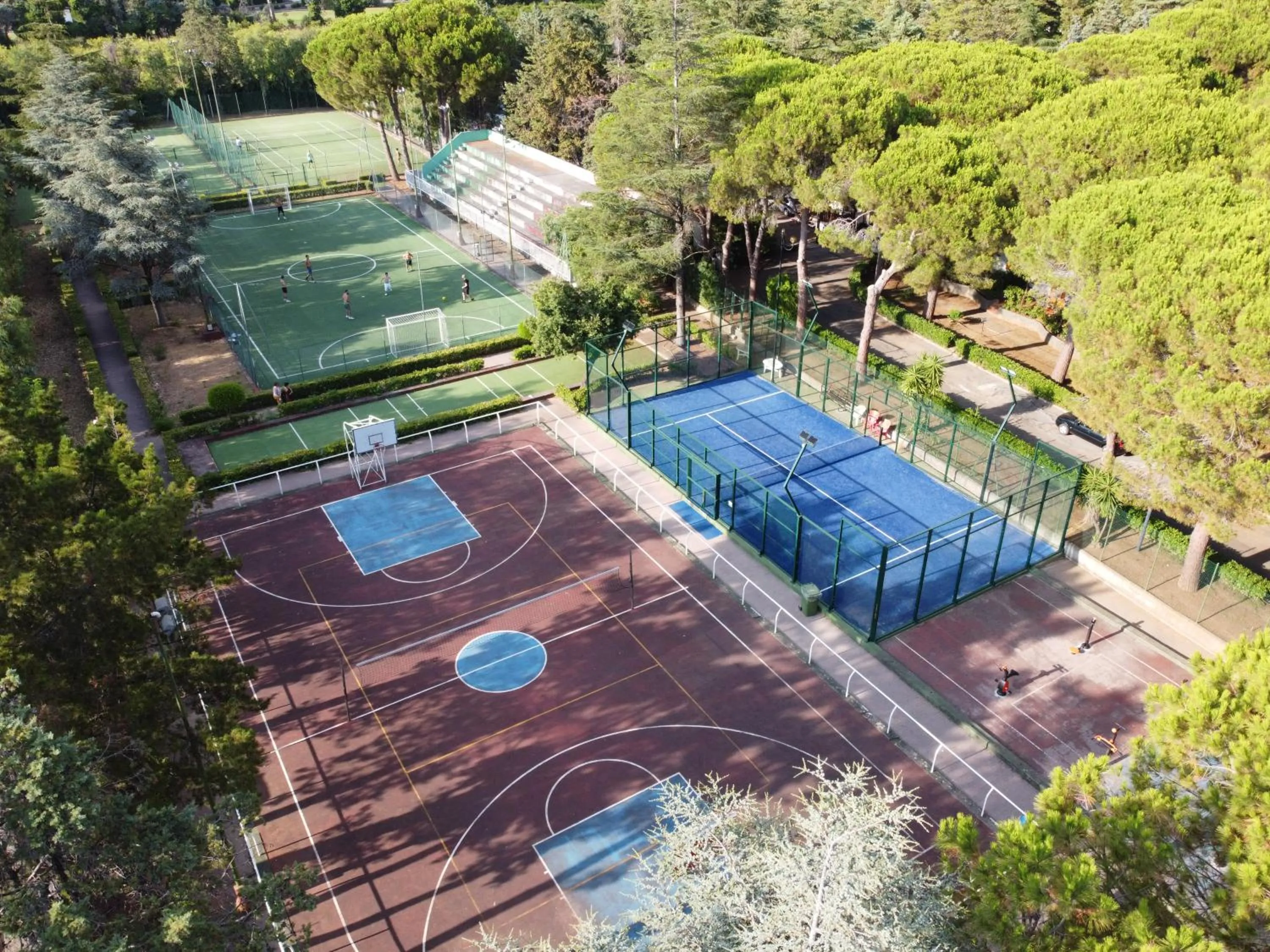 Tennis court in Villaggio Turistico La Mantinera - Residence