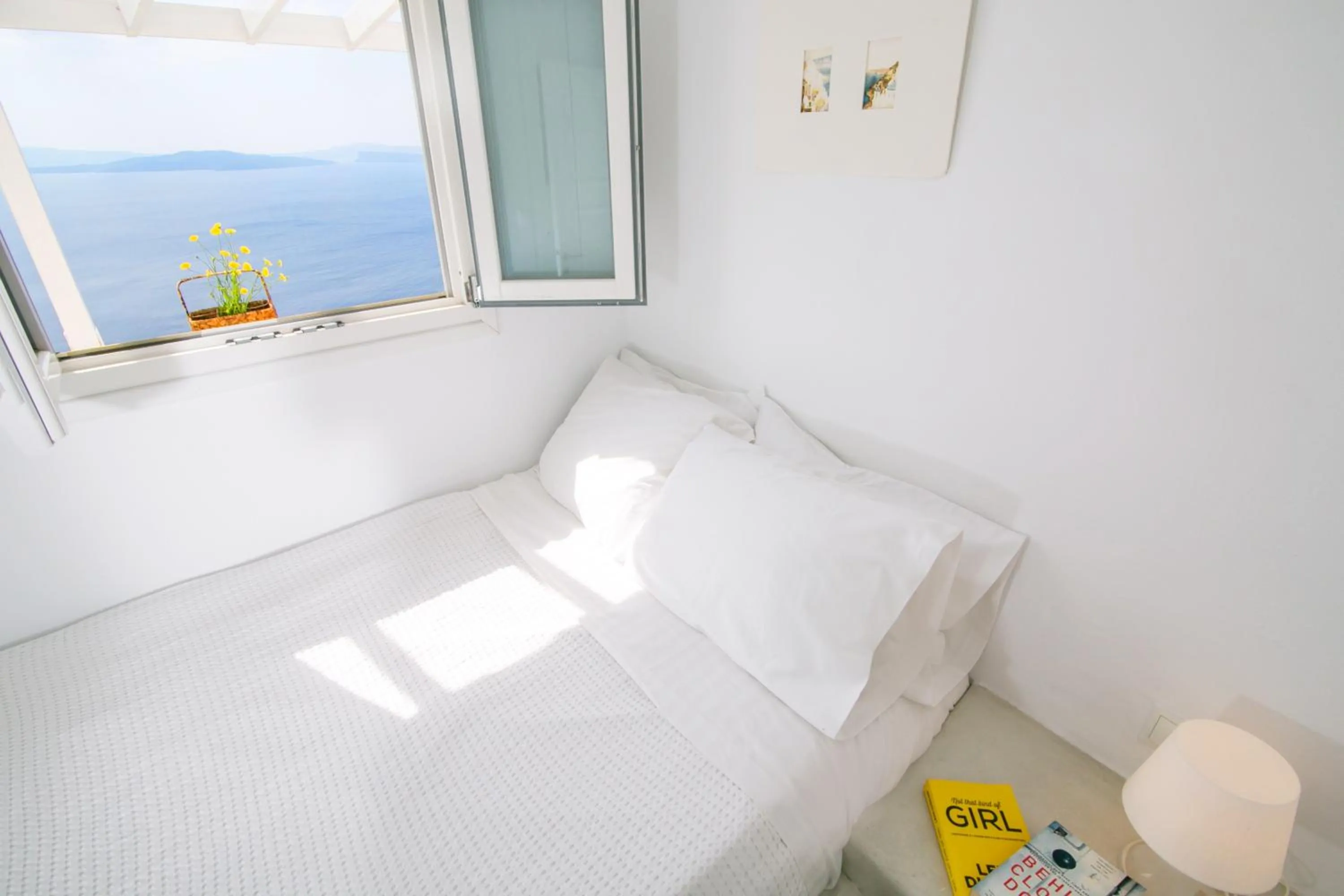 Bed in Menias Cave House