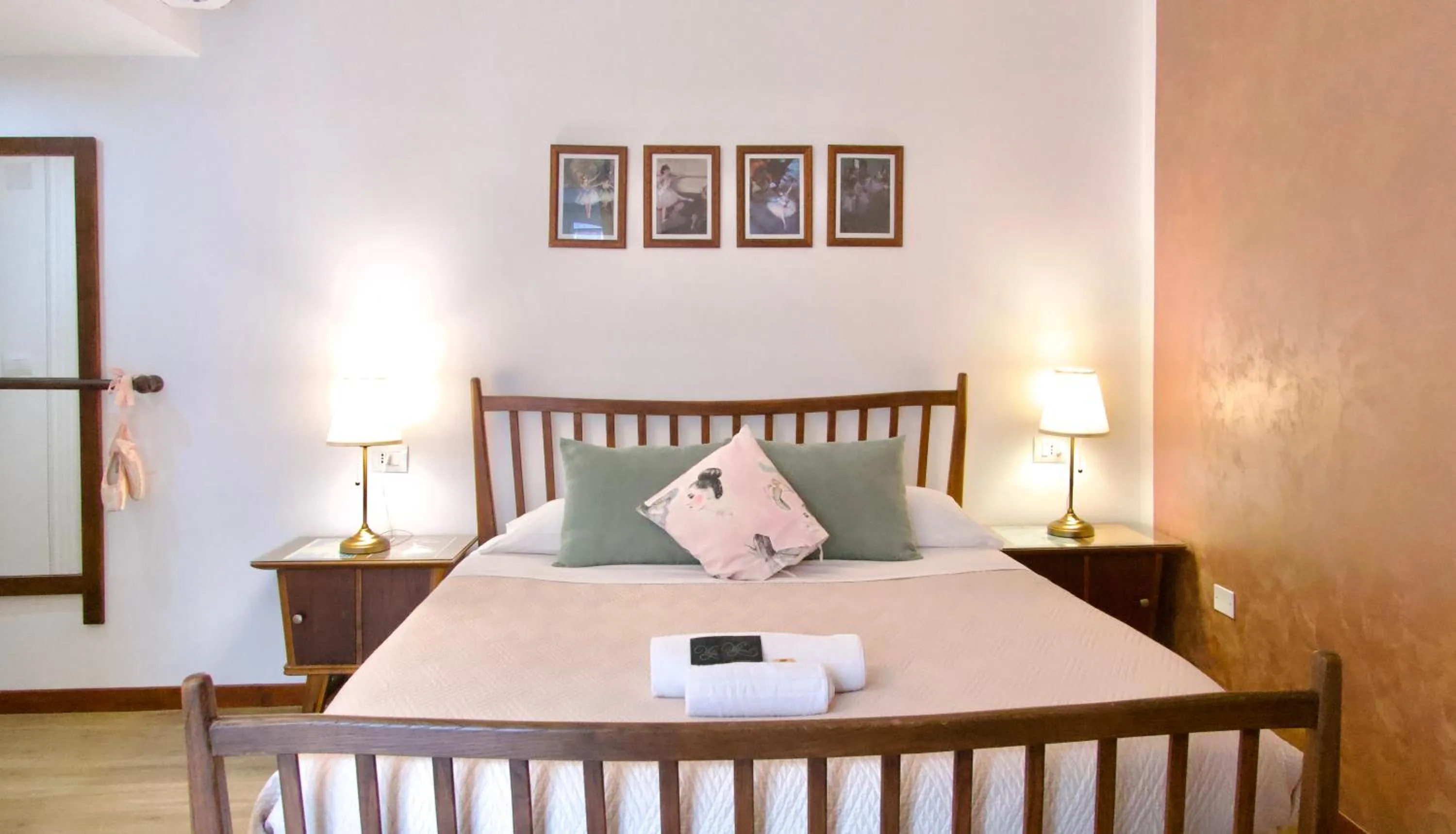 Bed in B&B Arts And Music