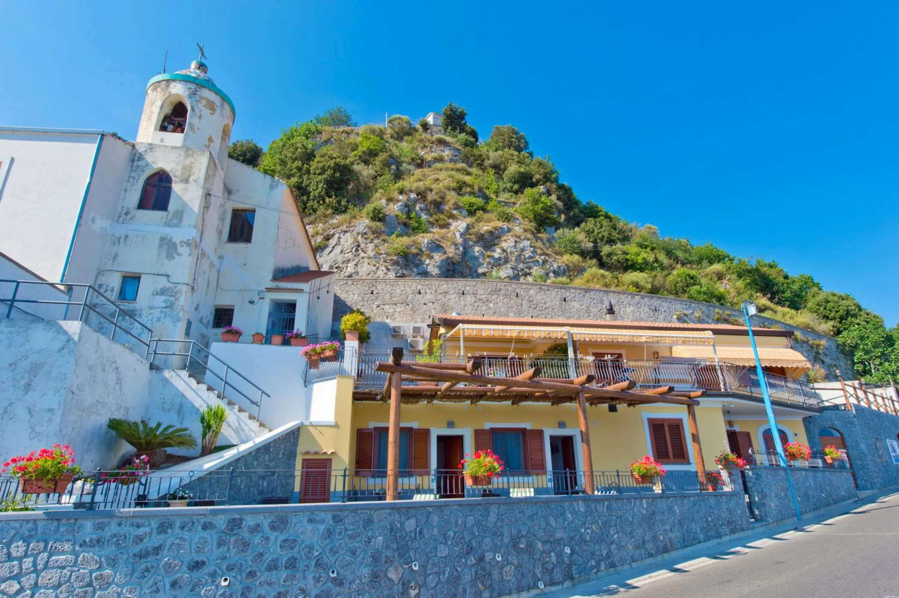 Facade/entrance in La Mela Blu
