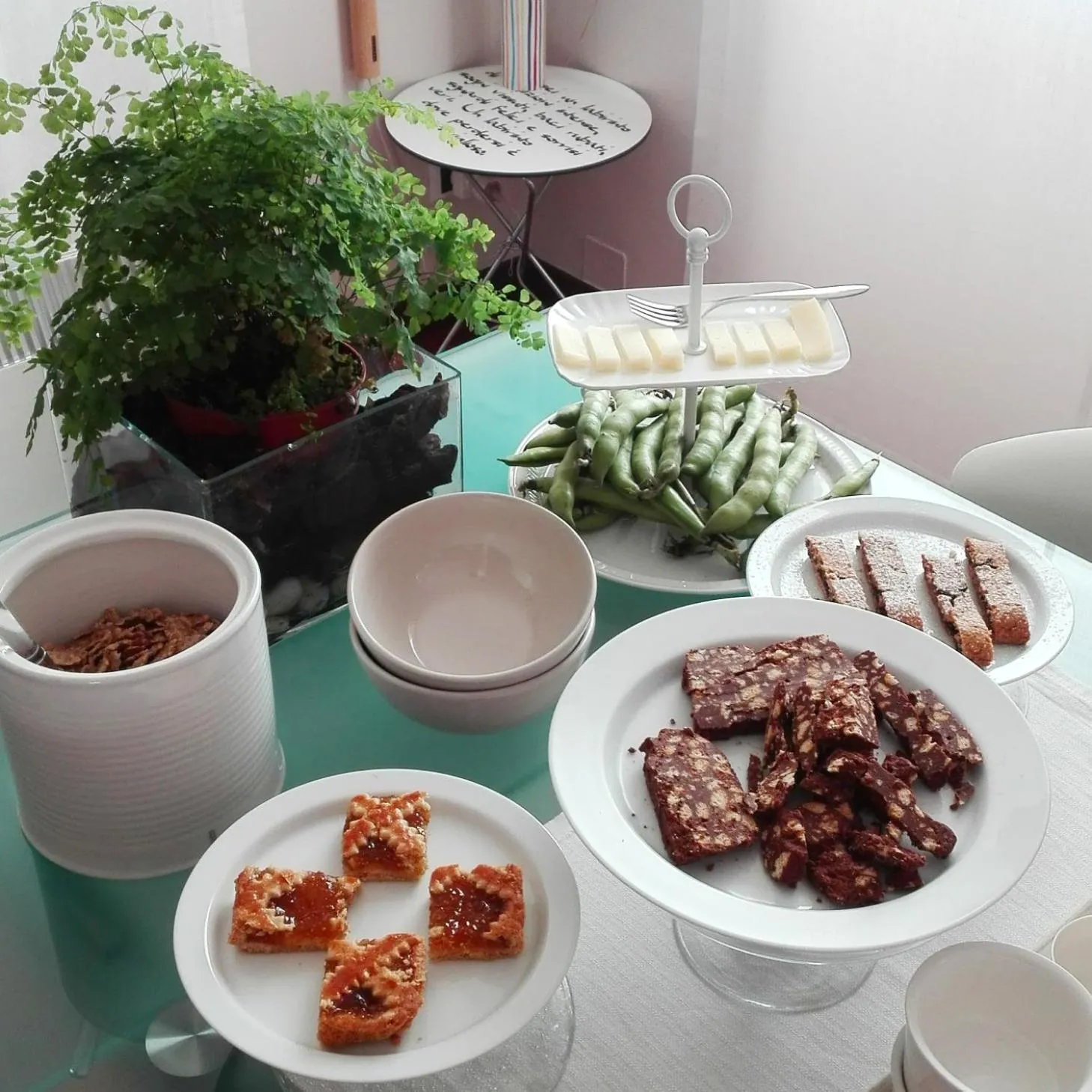 Breakfast in Largo Fileni 7