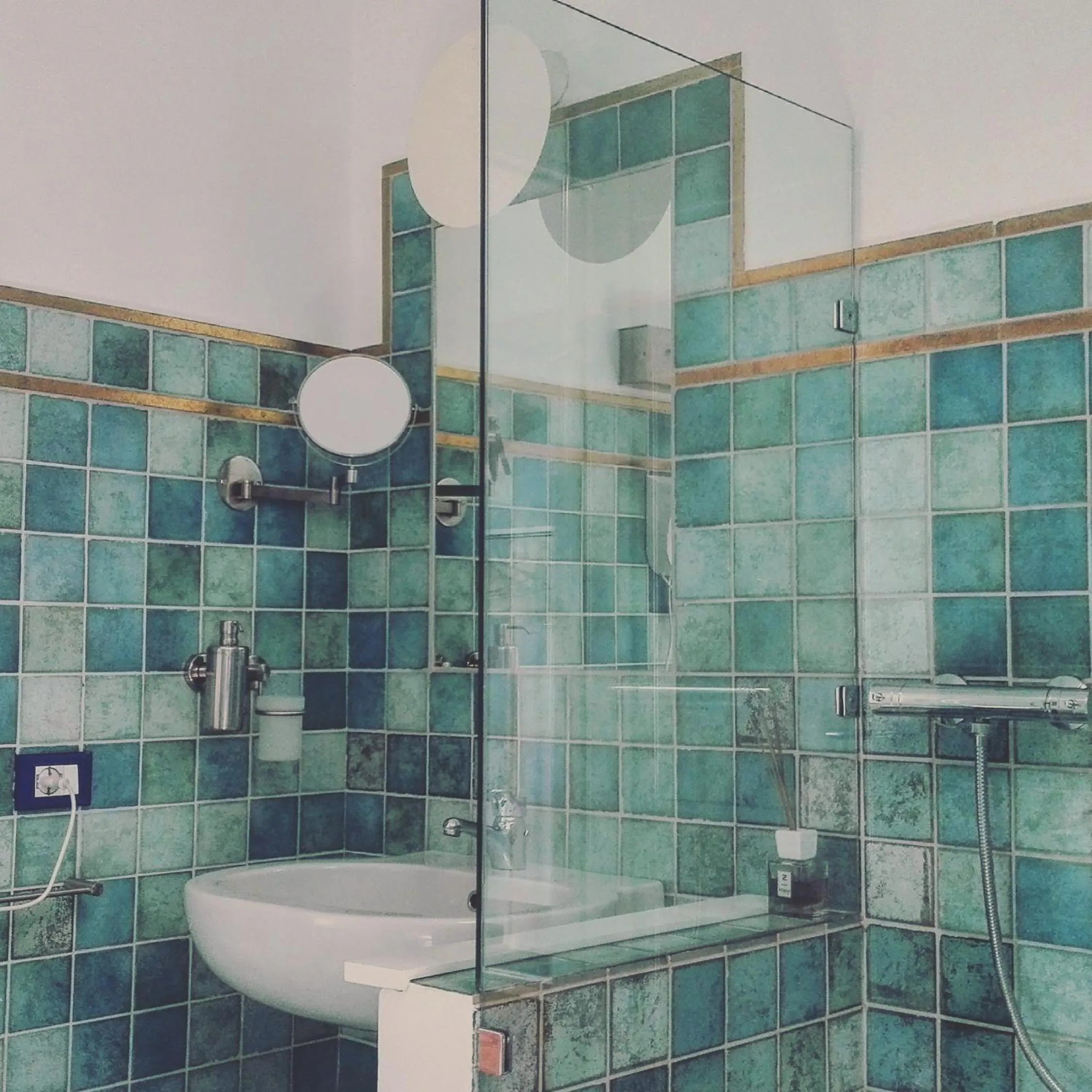 Photo of the whole room in Largo Fileni 7