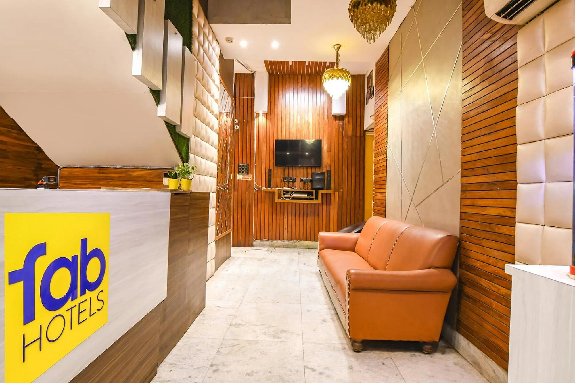 Lobby or reception in FabHotel Marina