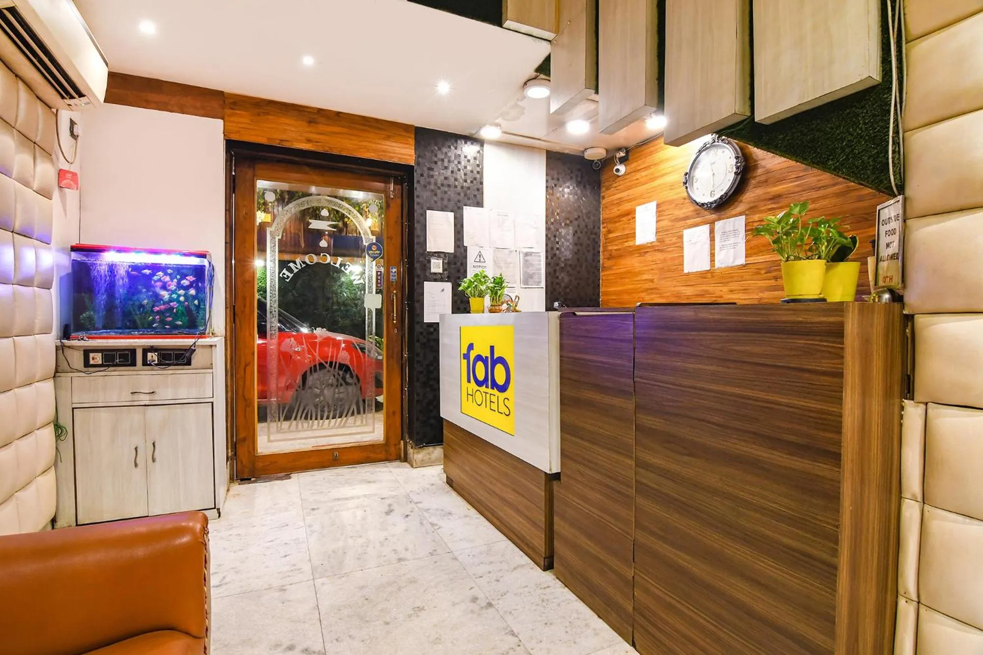 Lobby or reception in FabHotel Marina