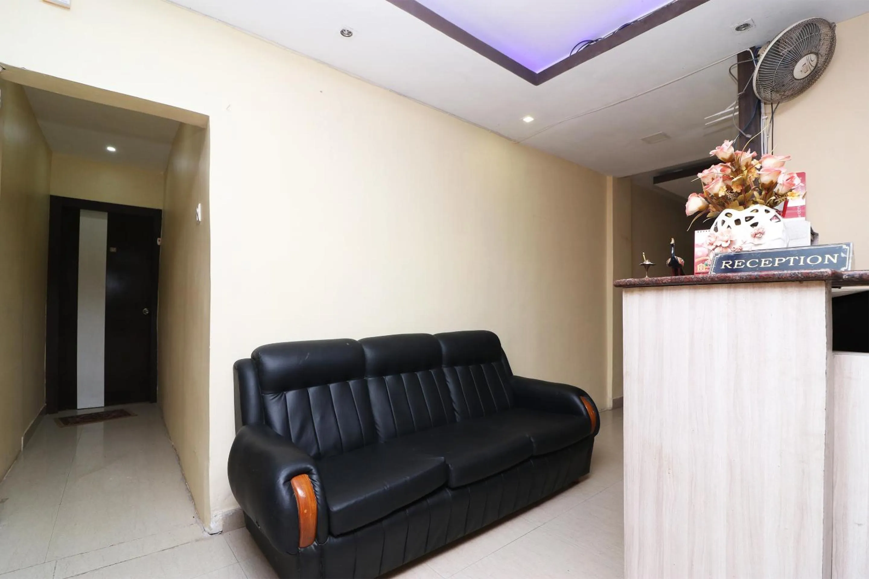 Lobby or reception in Super Hotel O Maruti Lodging