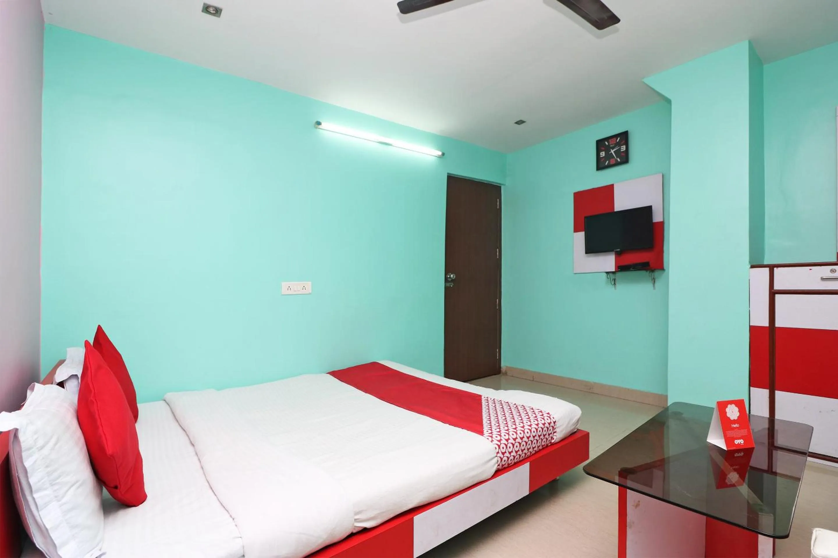 Bedroom, Bed in Super Hotel O Maruti Lodging