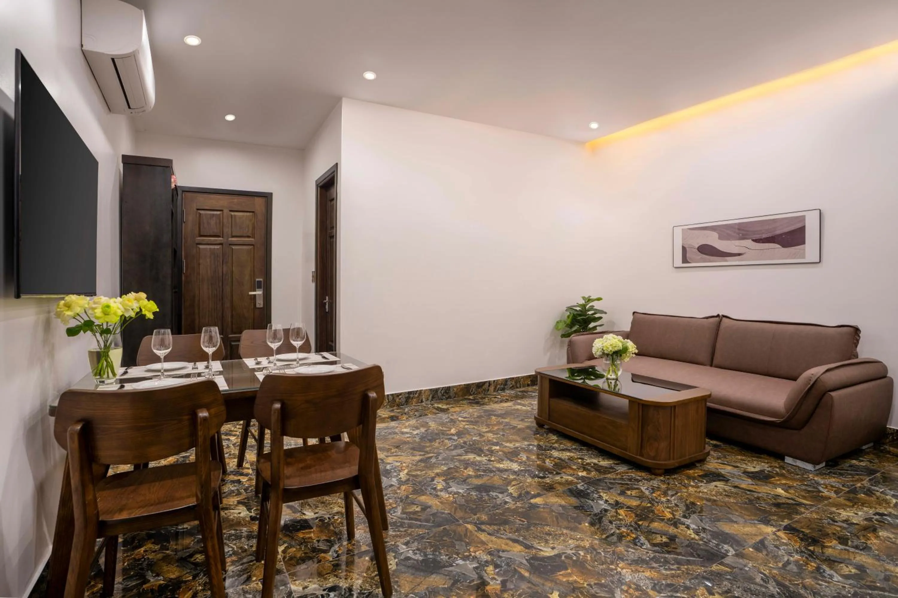 Living room in Hai An Hotel Suites Ha Noi