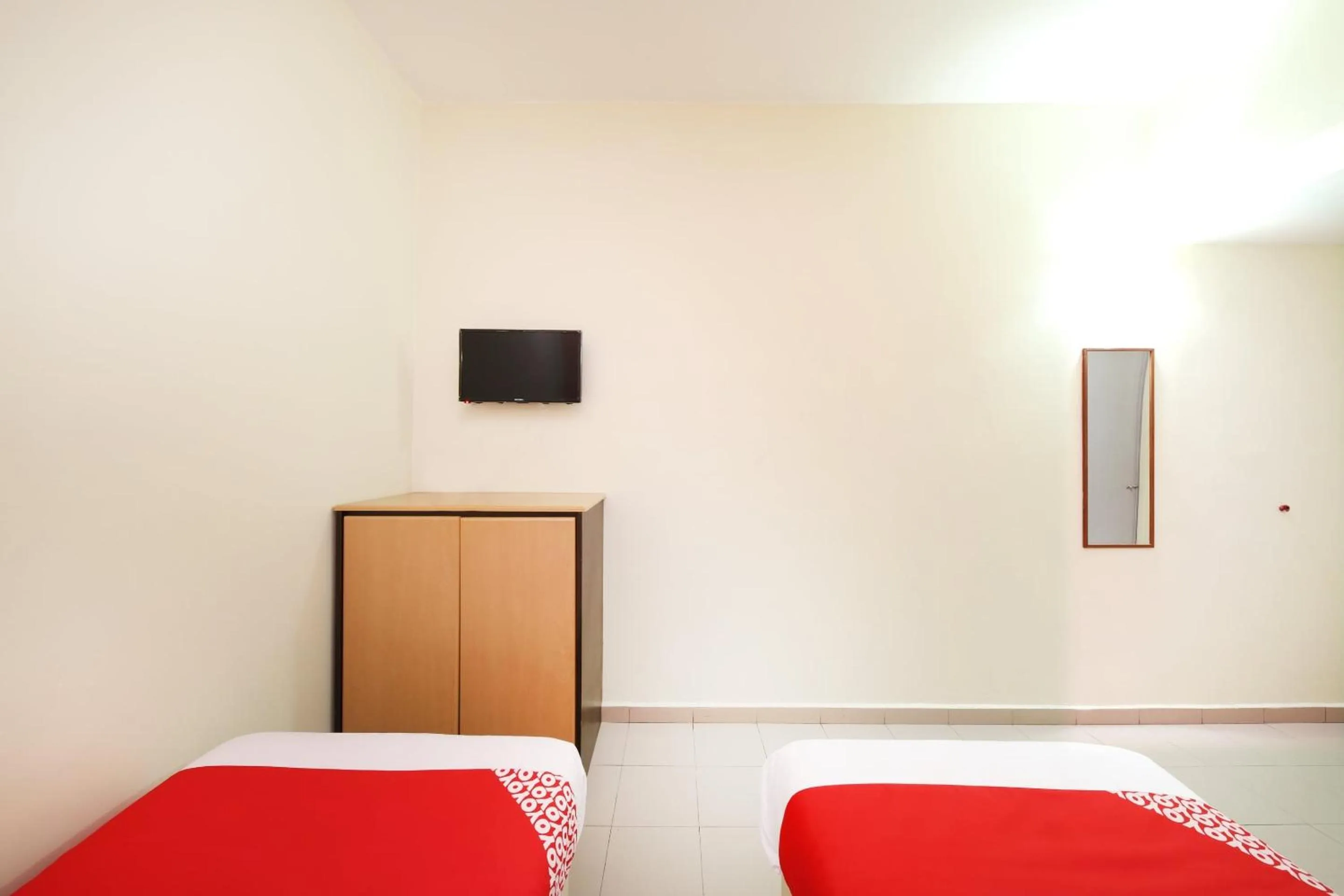 Bed in Hotel O Bahau Near Taisho Mountain Formerly Sri Mutiara Bahau