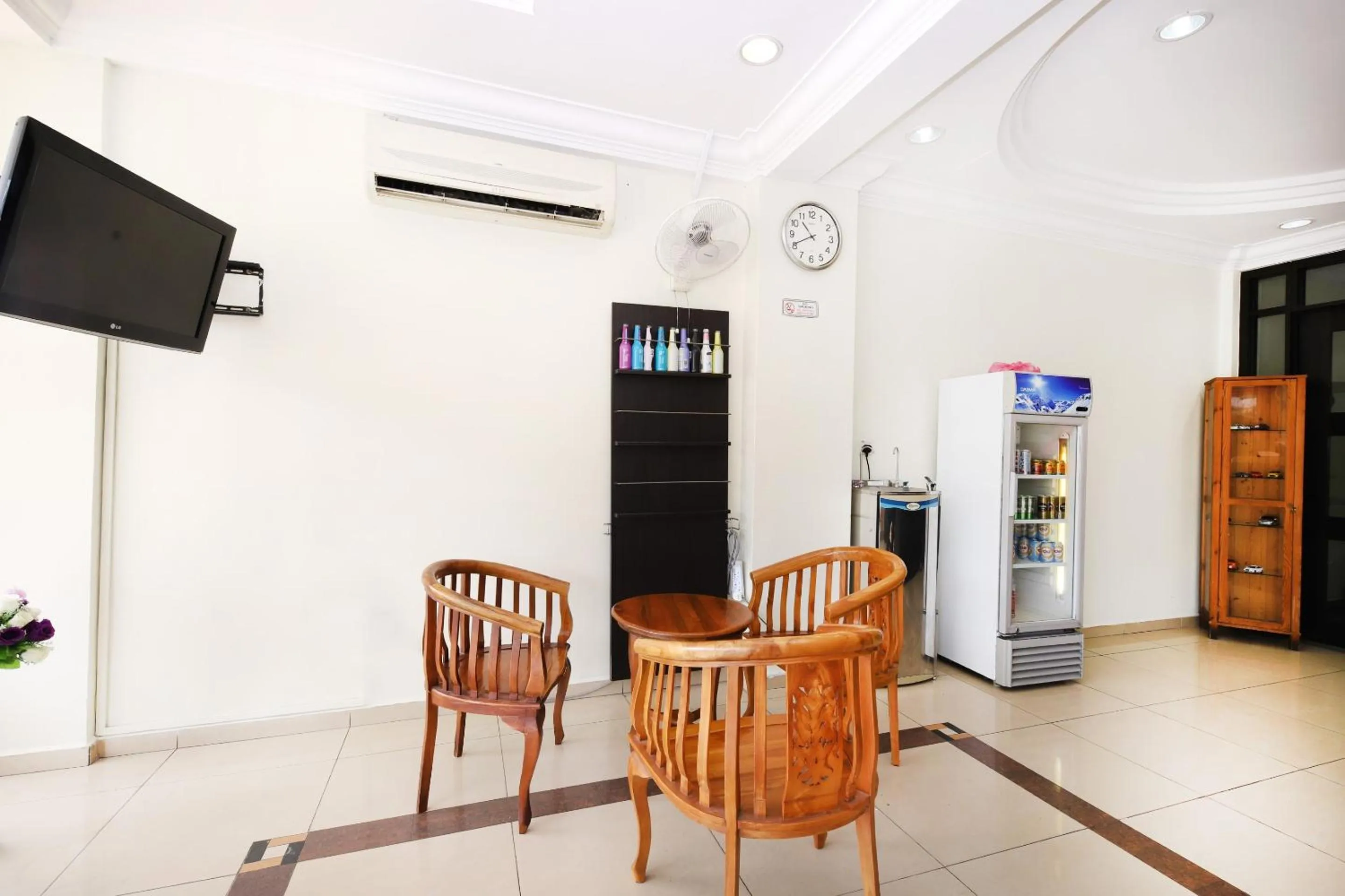 Lobby or reception in Hotel O Bahau Near Taisho Mountain Formerly Sri Mutiara Bahau