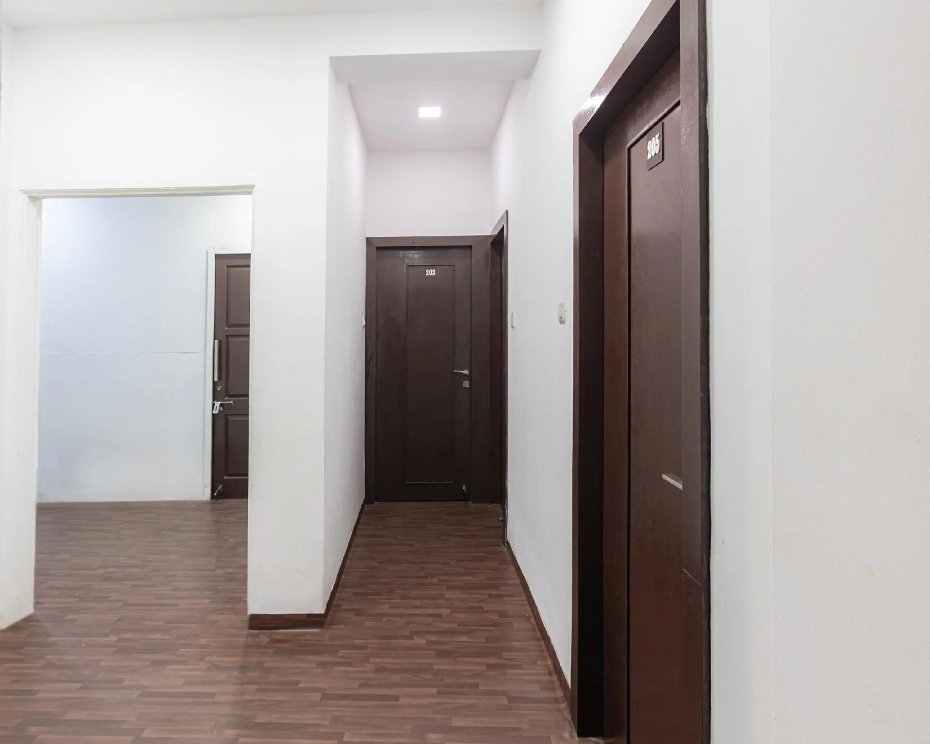 wardrobe in Treebo Shembekars Inn