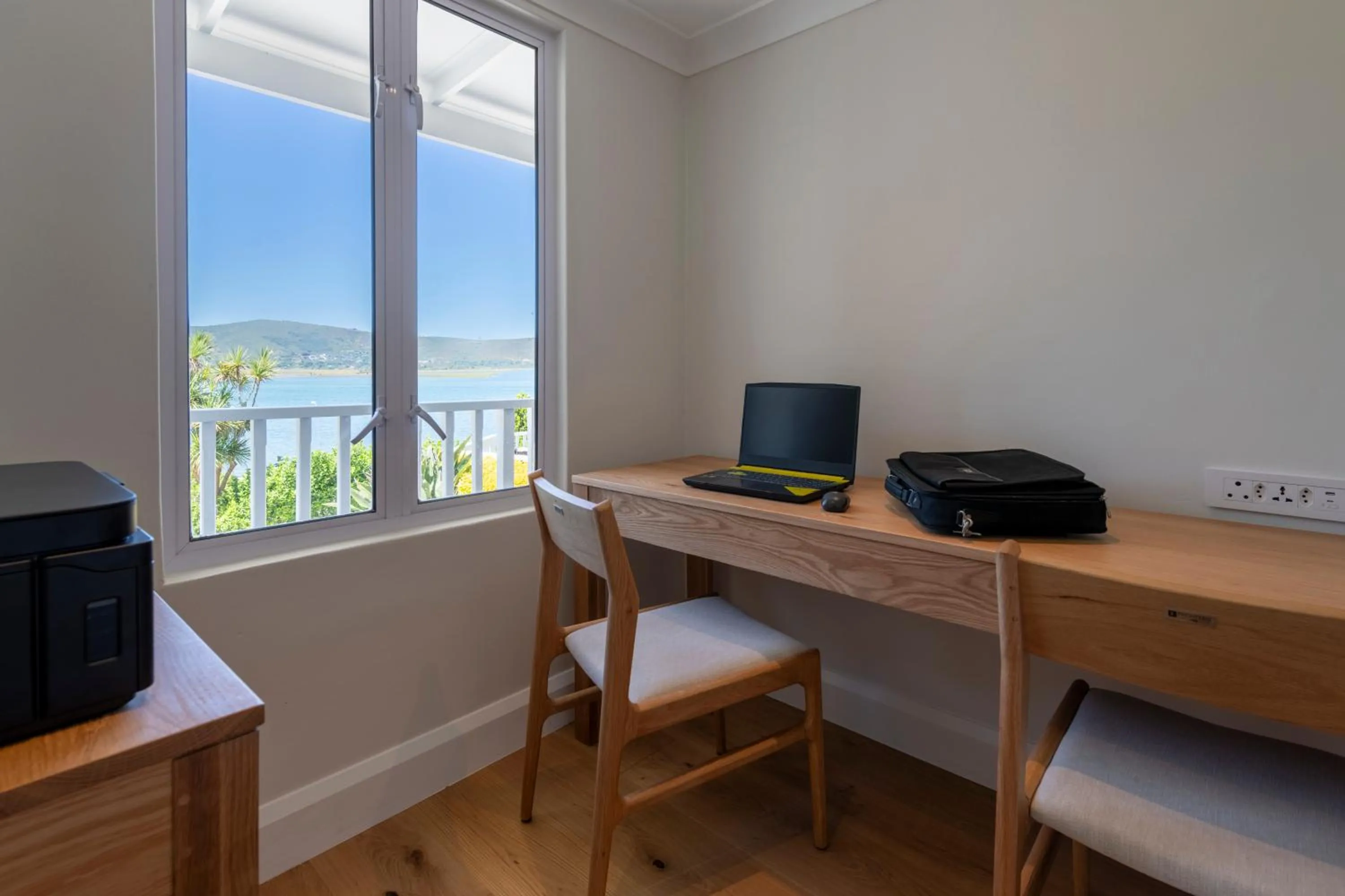 Business facilities in Hide-Away Guest House