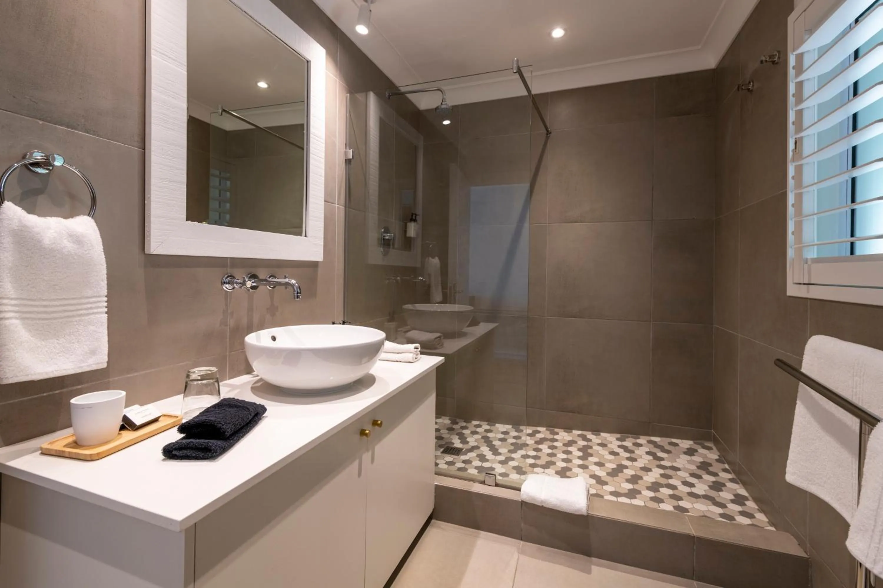 Hide-Away Guest House